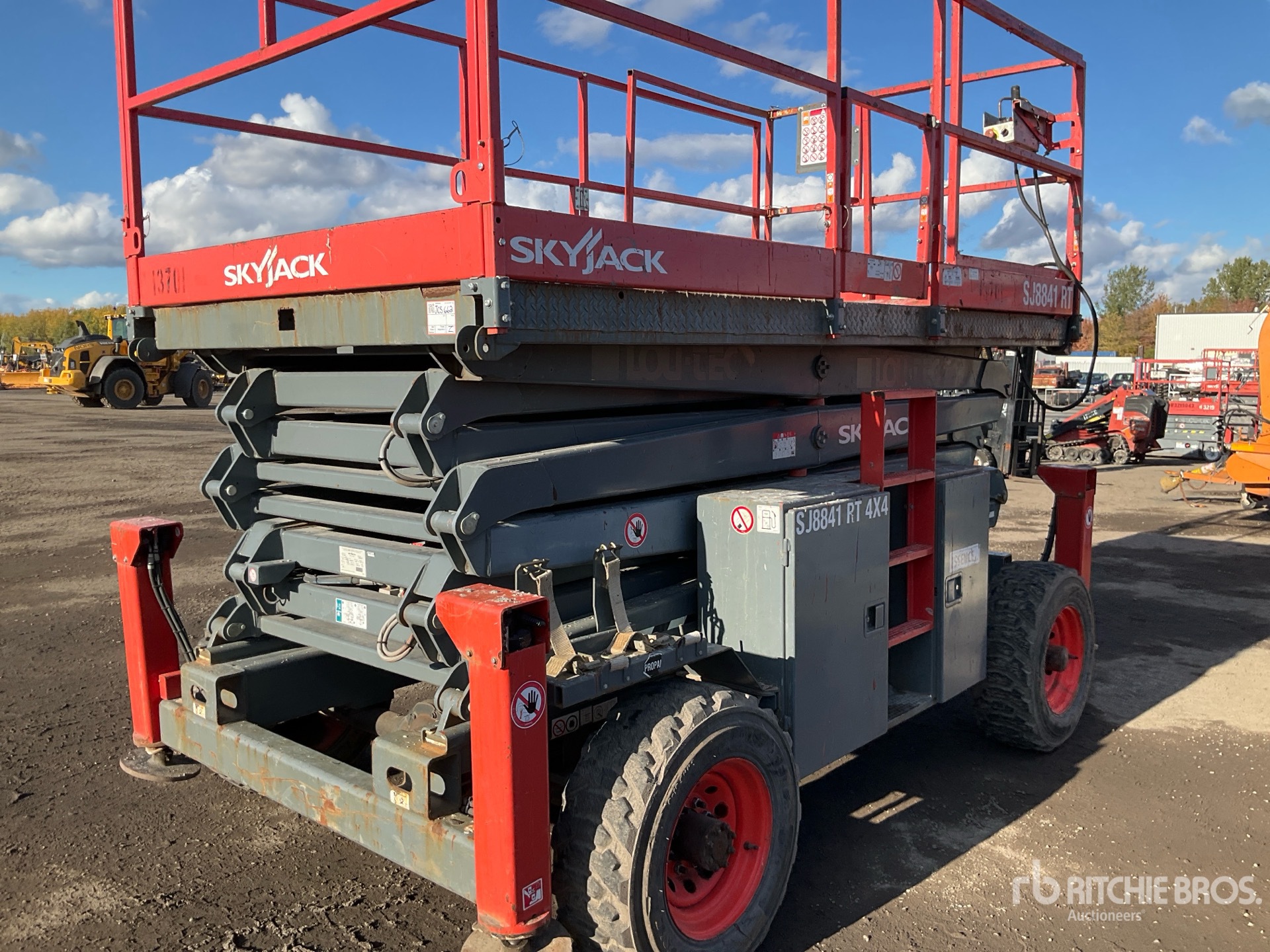 2018 Skyjack SJ8841
