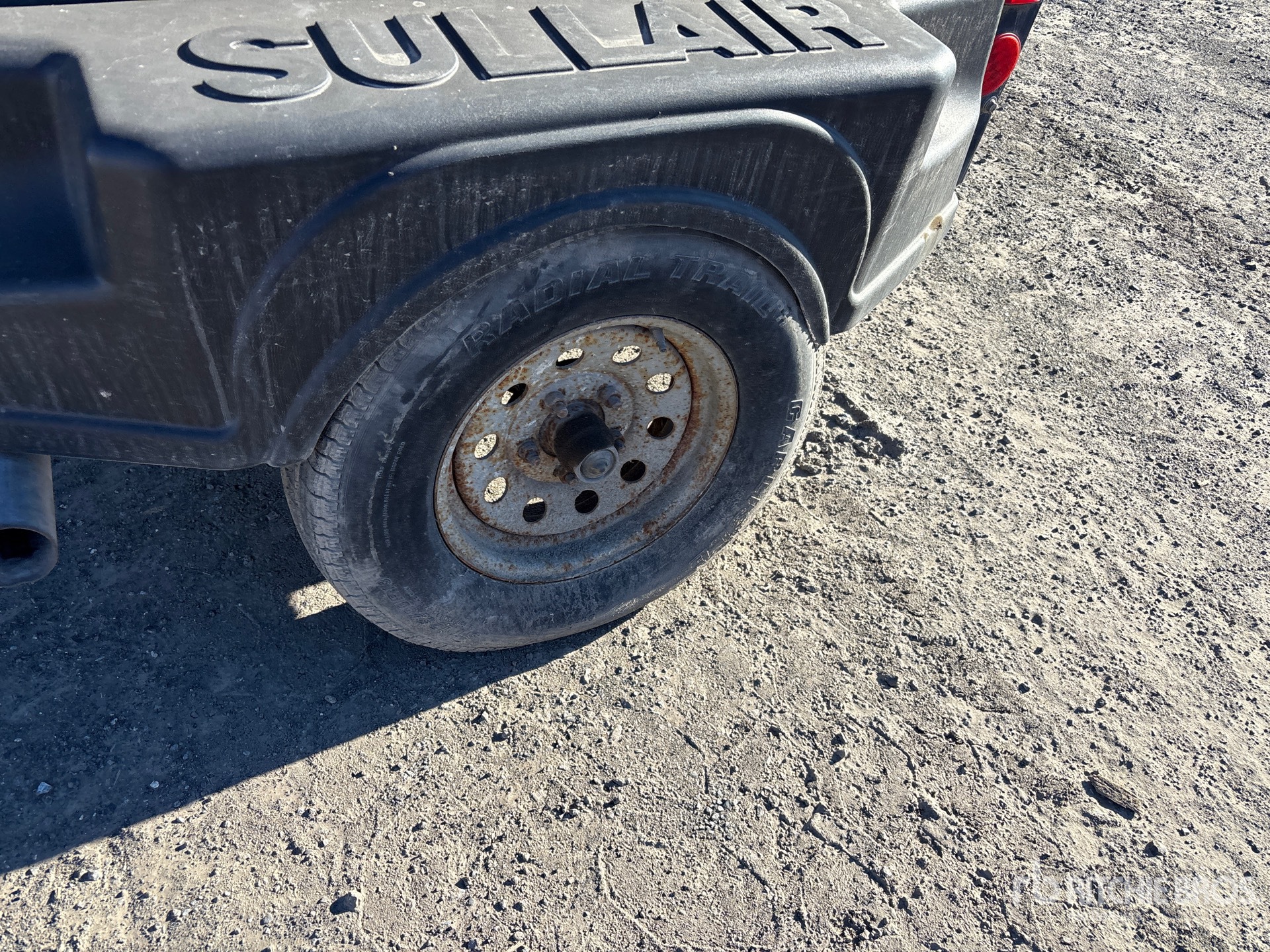 2011 Sullair 185BD