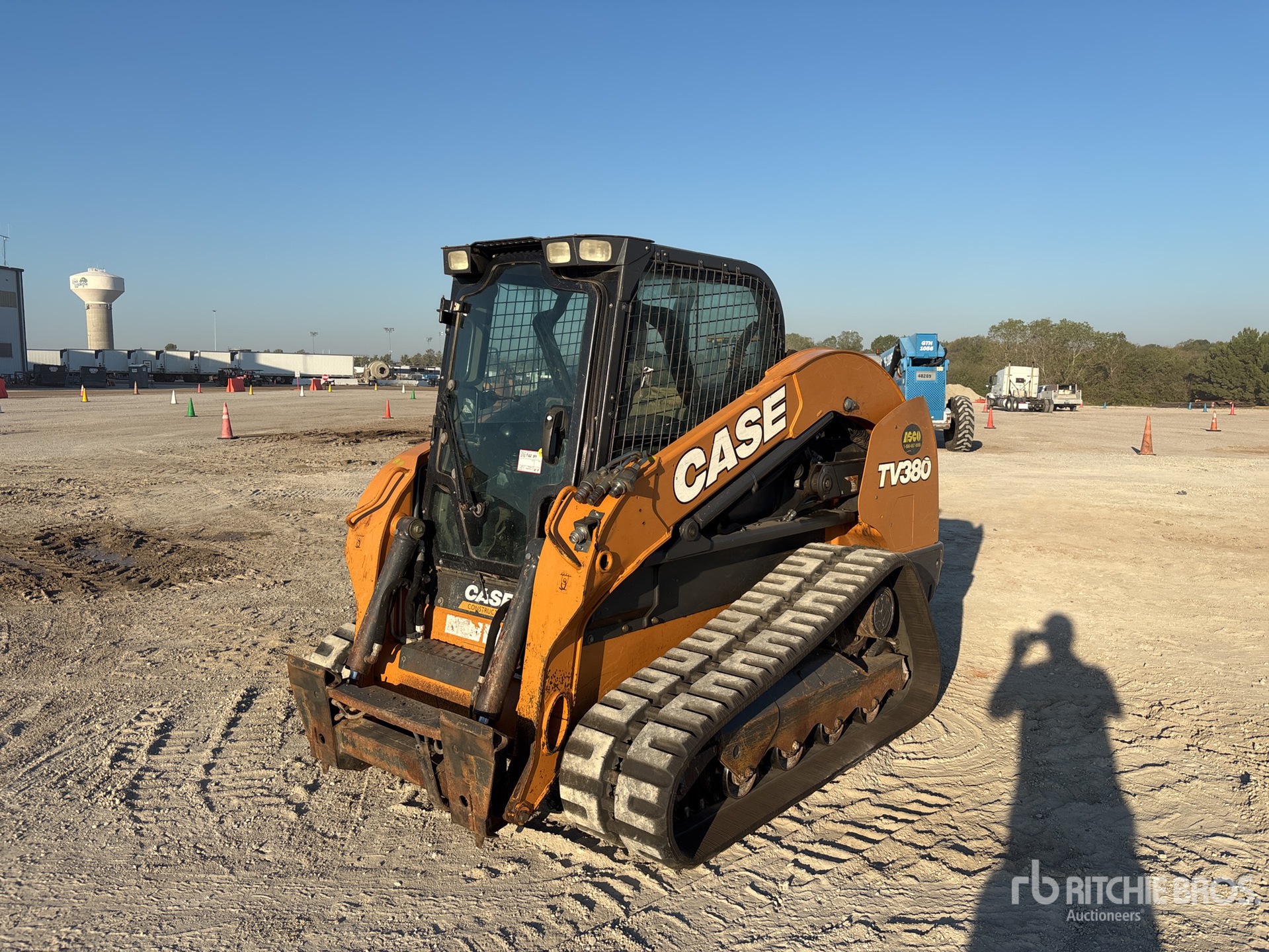 Photo of 2017 Case TV380