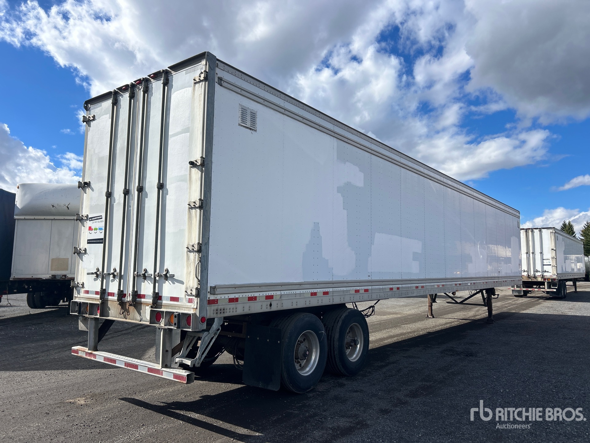 2009 Manac 53 FT X 102 IN T/A