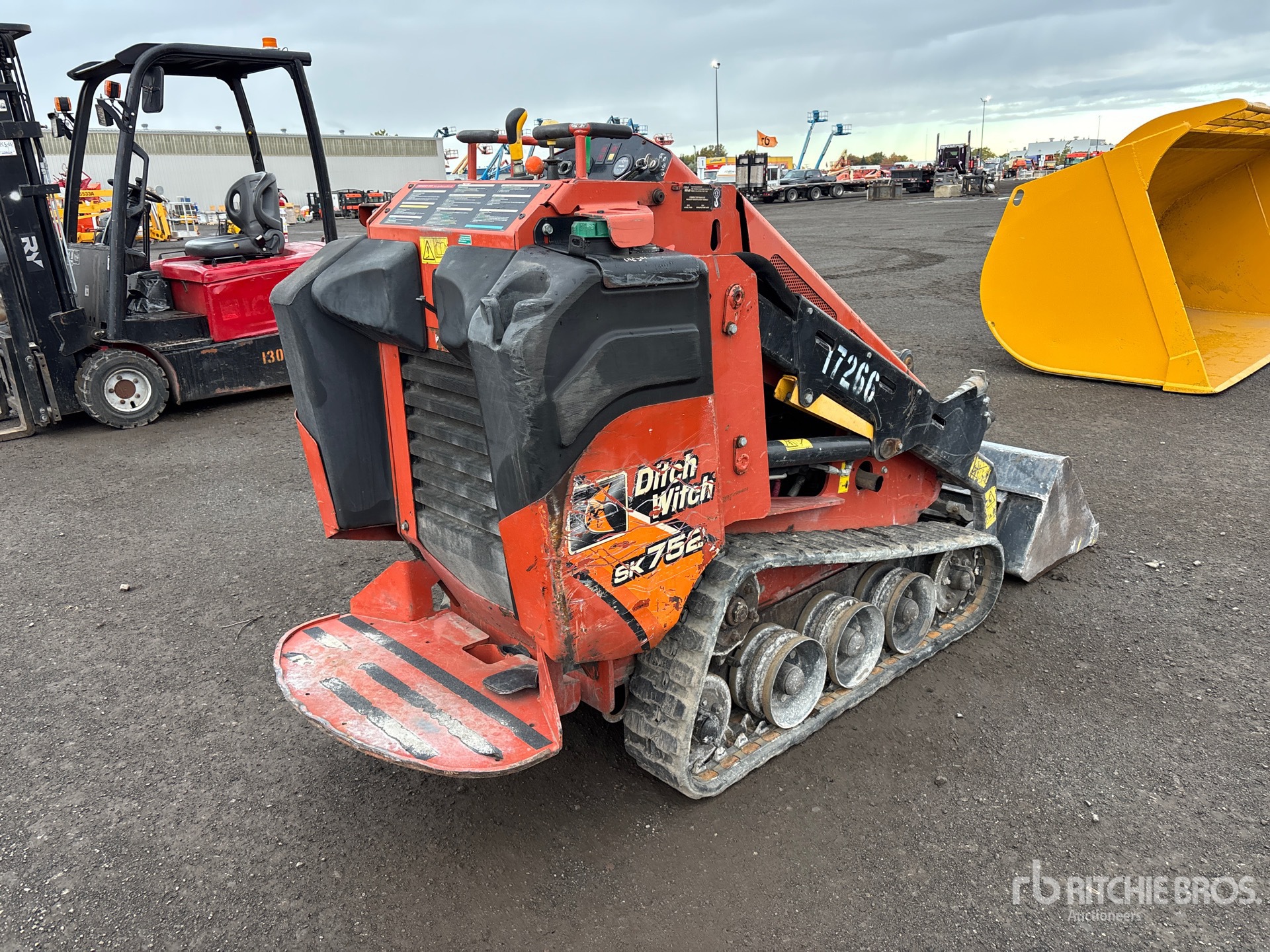 2016 Ditch Witch SK752
