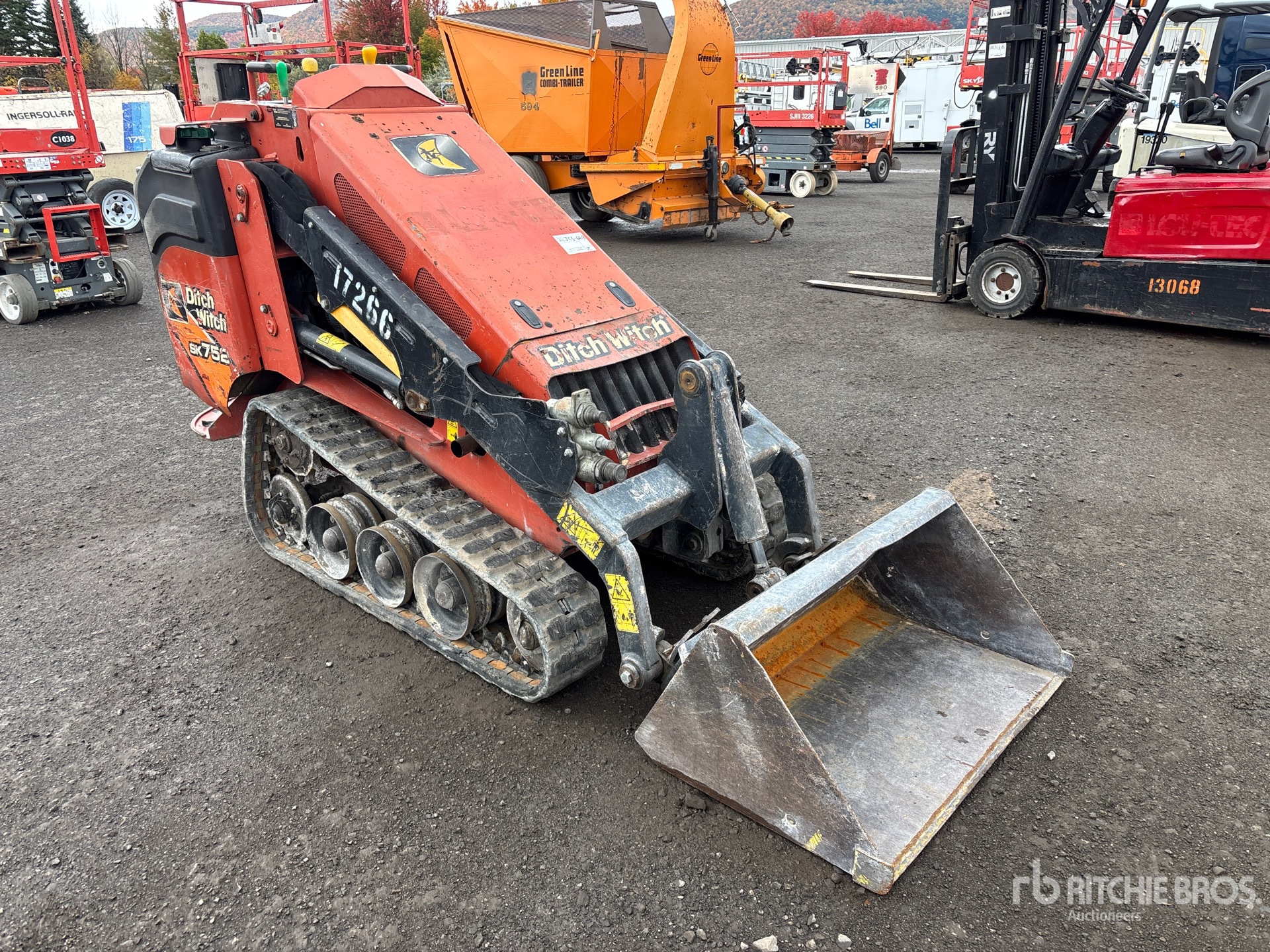 2016 Ditch Witch SK752