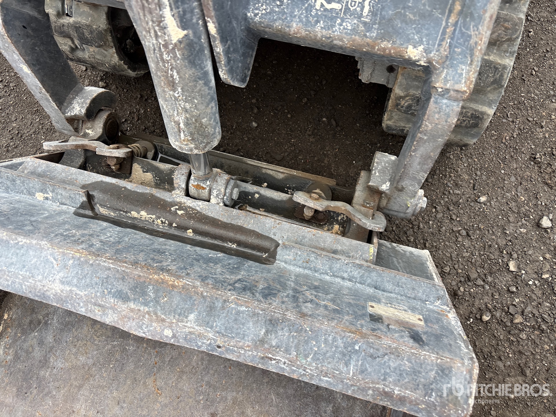 2016 Ditch Witch SK752