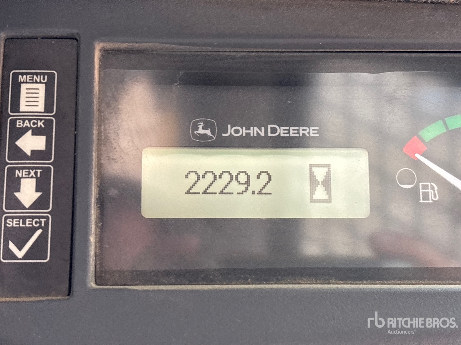 2011 John Deere 320D