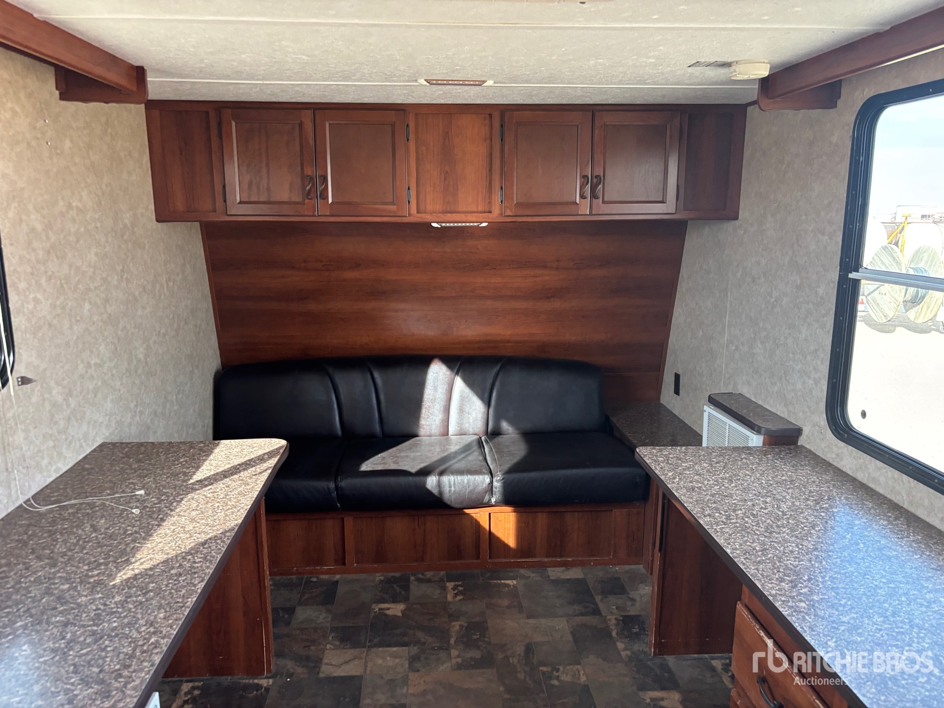 2013 Forest River AVT901651