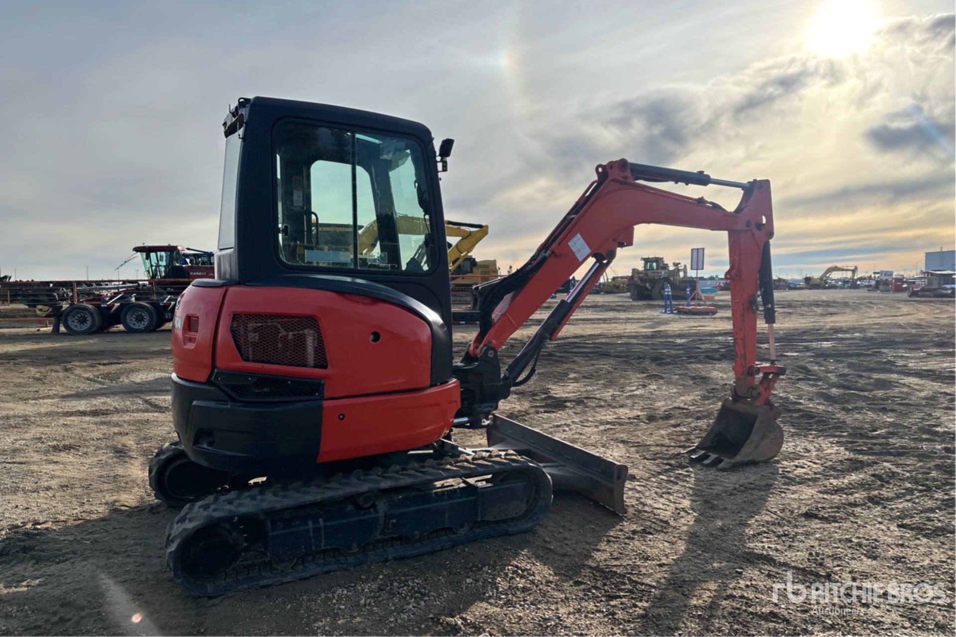 2016 Kubota U35-4