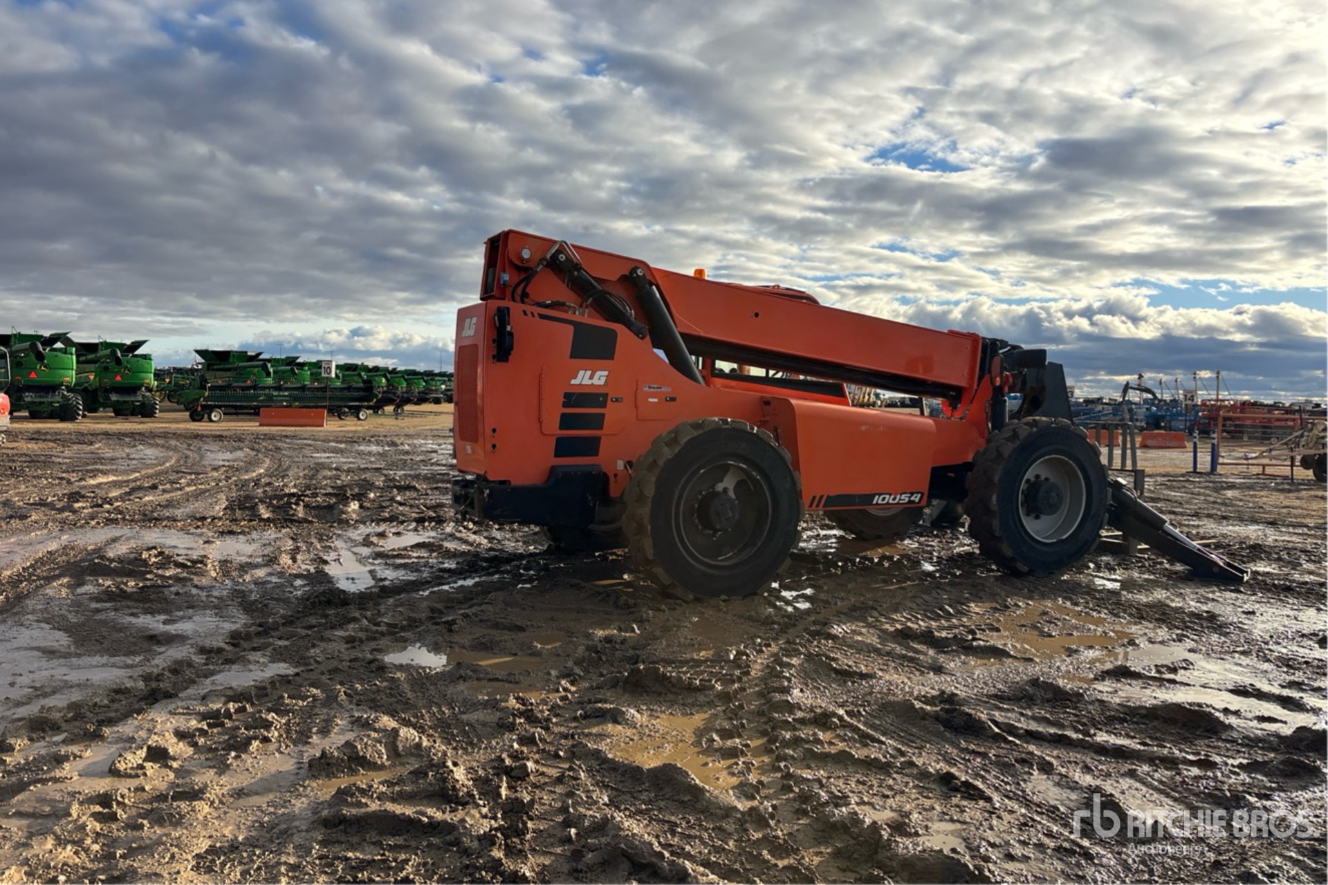 2017 Skytrak 10054