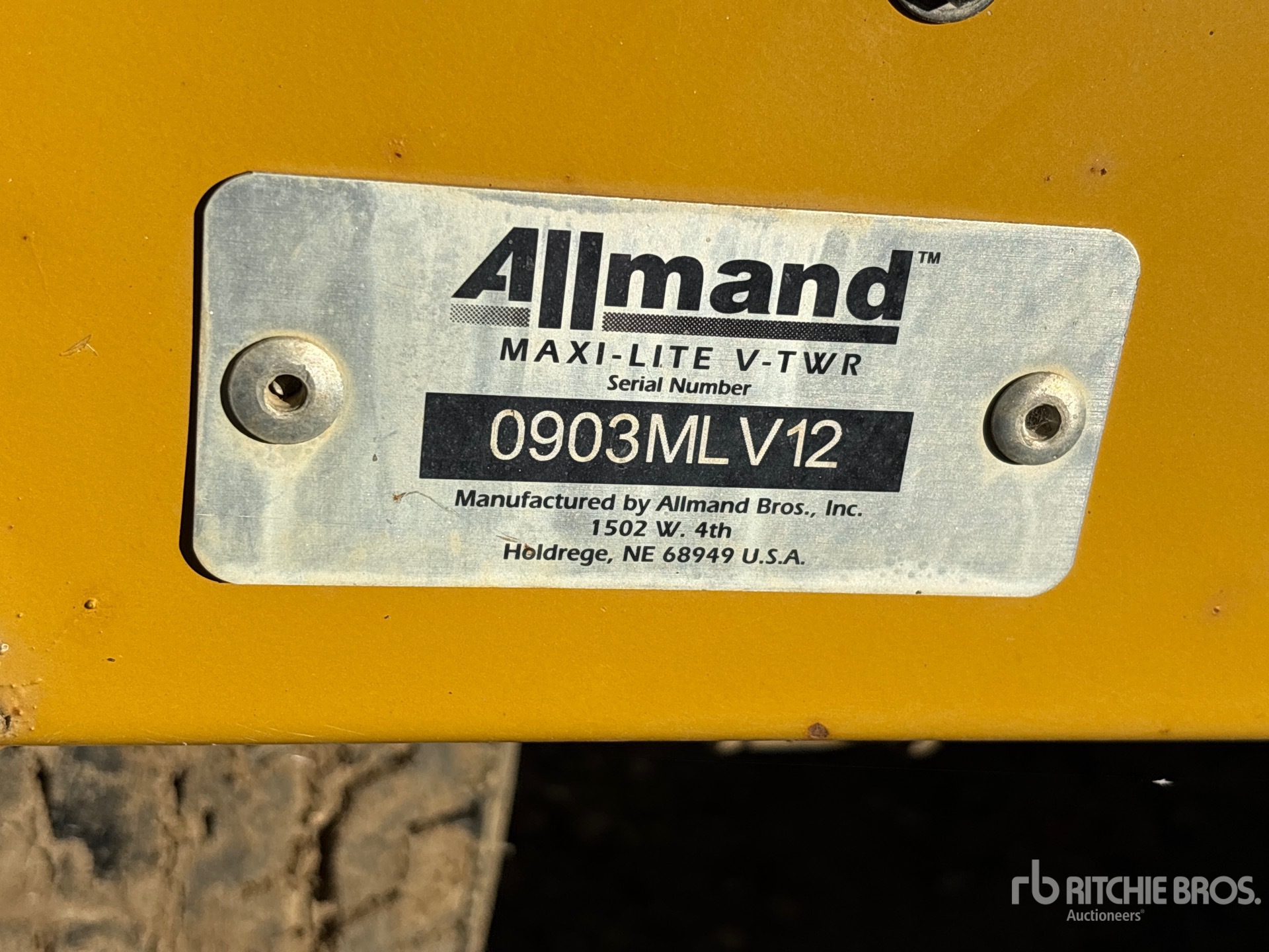 2012 Allmand MAXIE-LITE V-TW