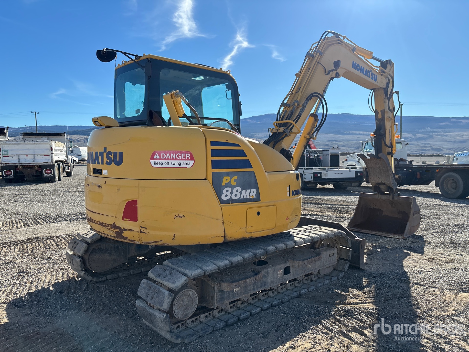2015 Komatsu PC88MR-10