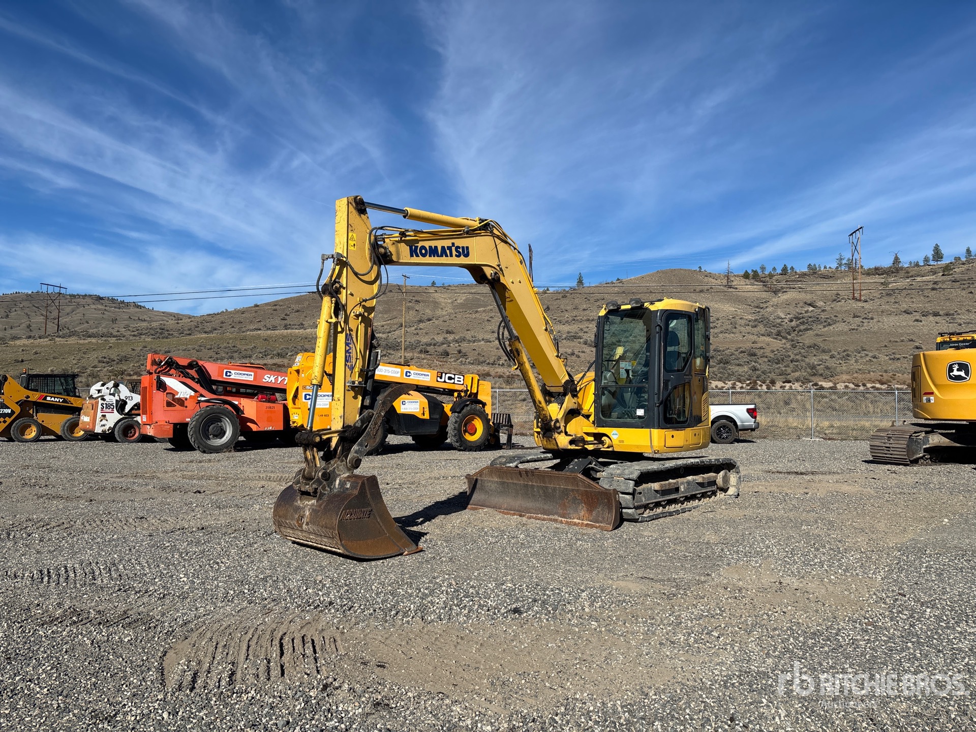 2015 Komatsu PC88MR-10