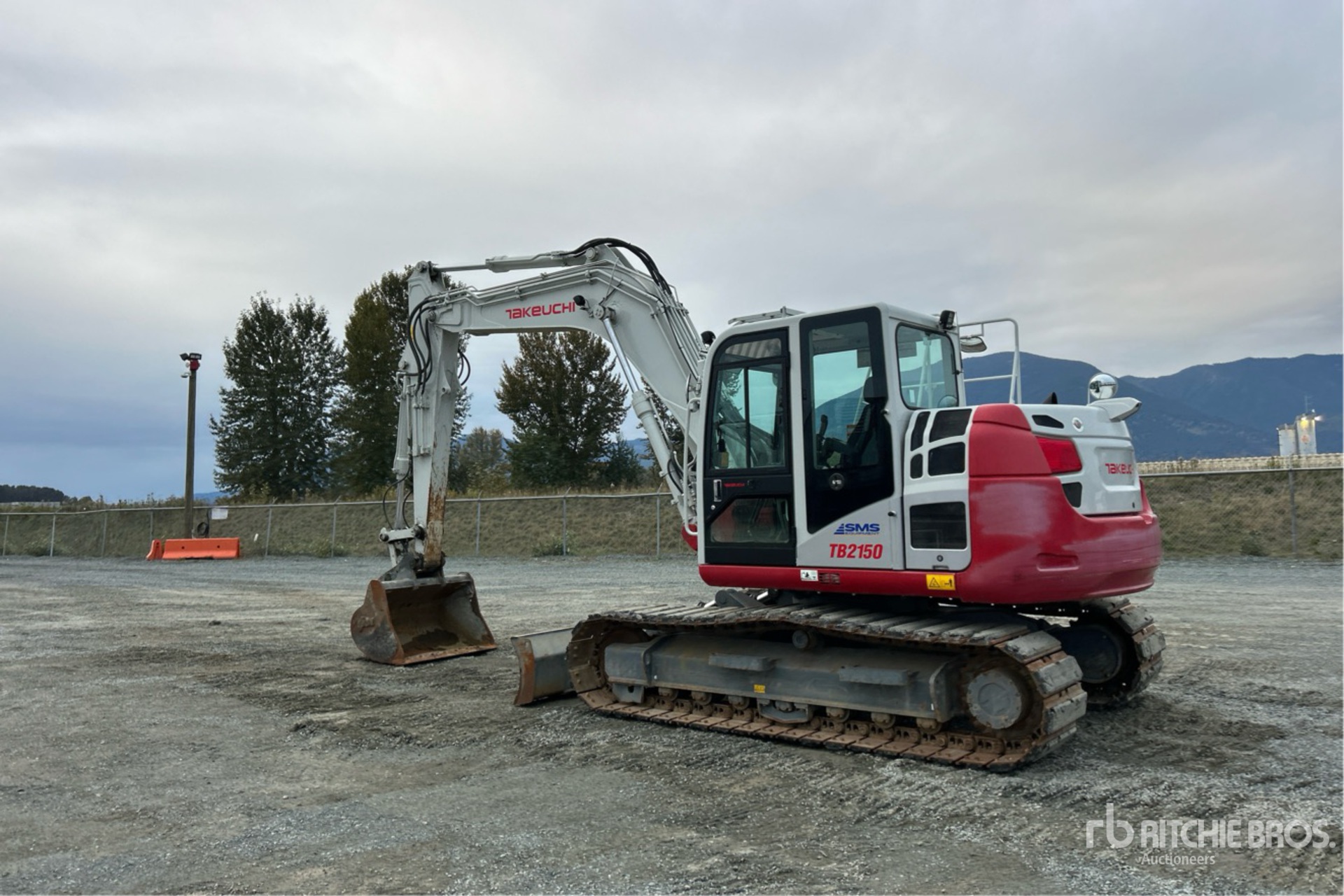 2022 Takeuchi TB2150CS