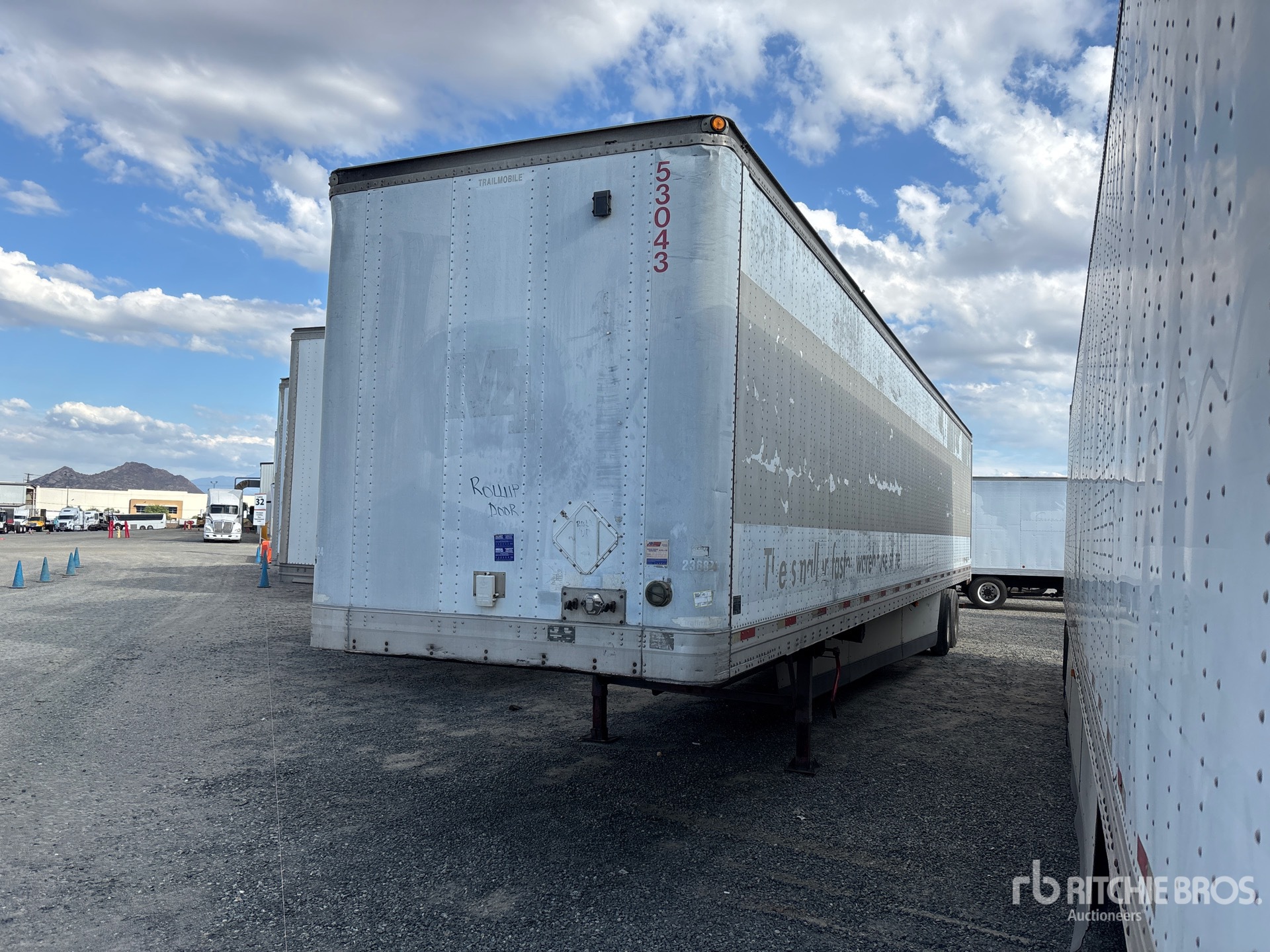 1999 Trailmobile 53 ft x 102 in T/A