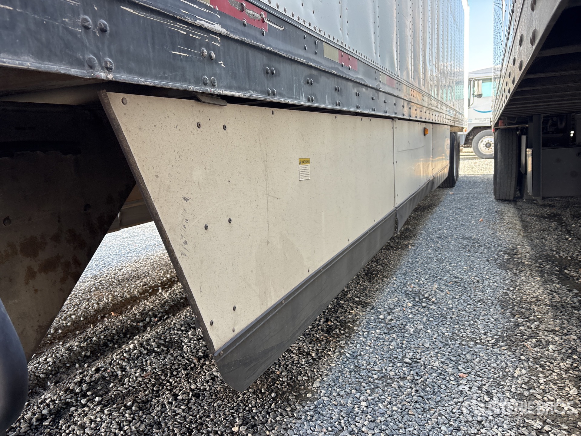 1999 Trailmobile 53 FT X 102 IN T/A