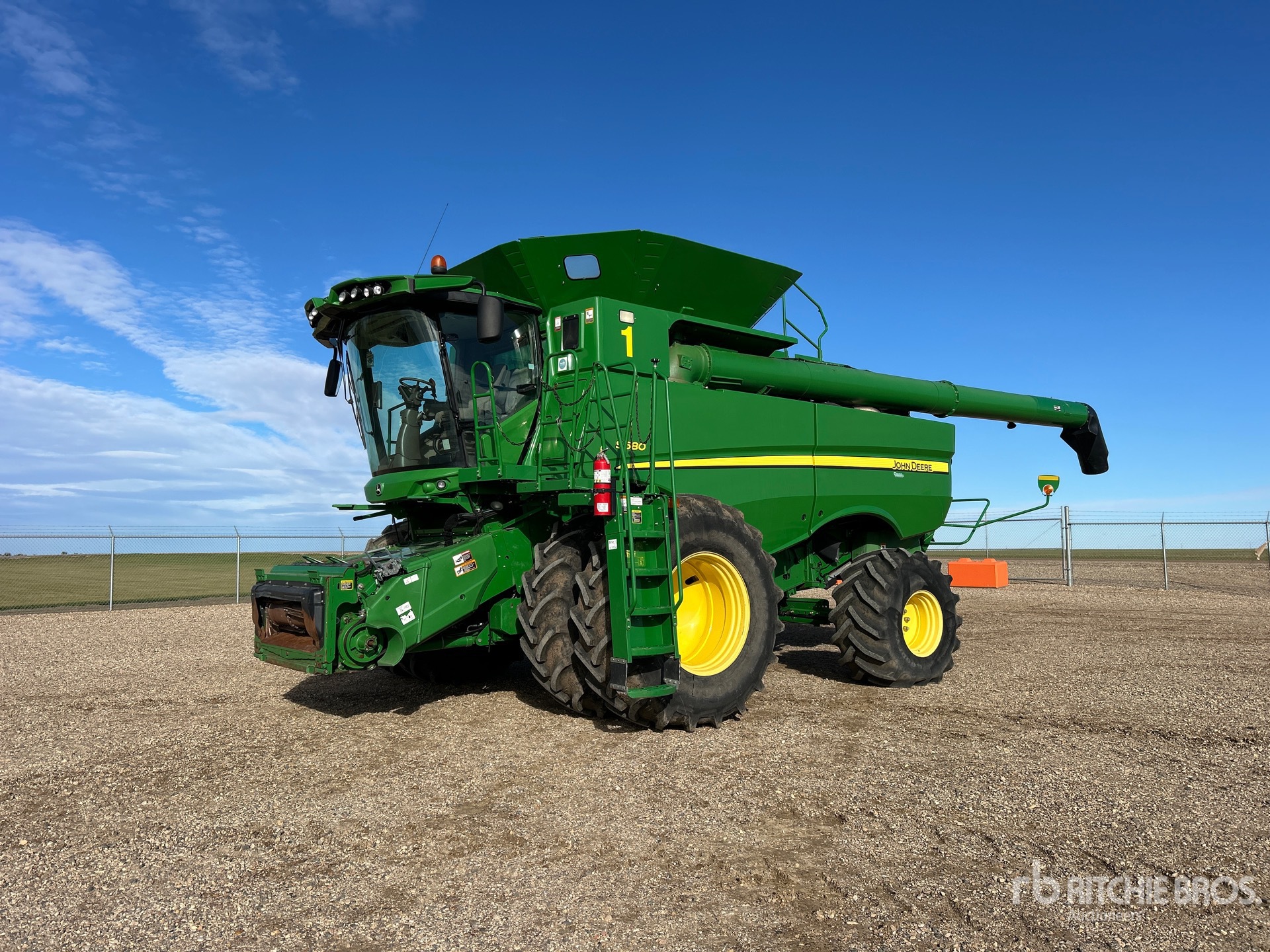 2013 John Deere S680