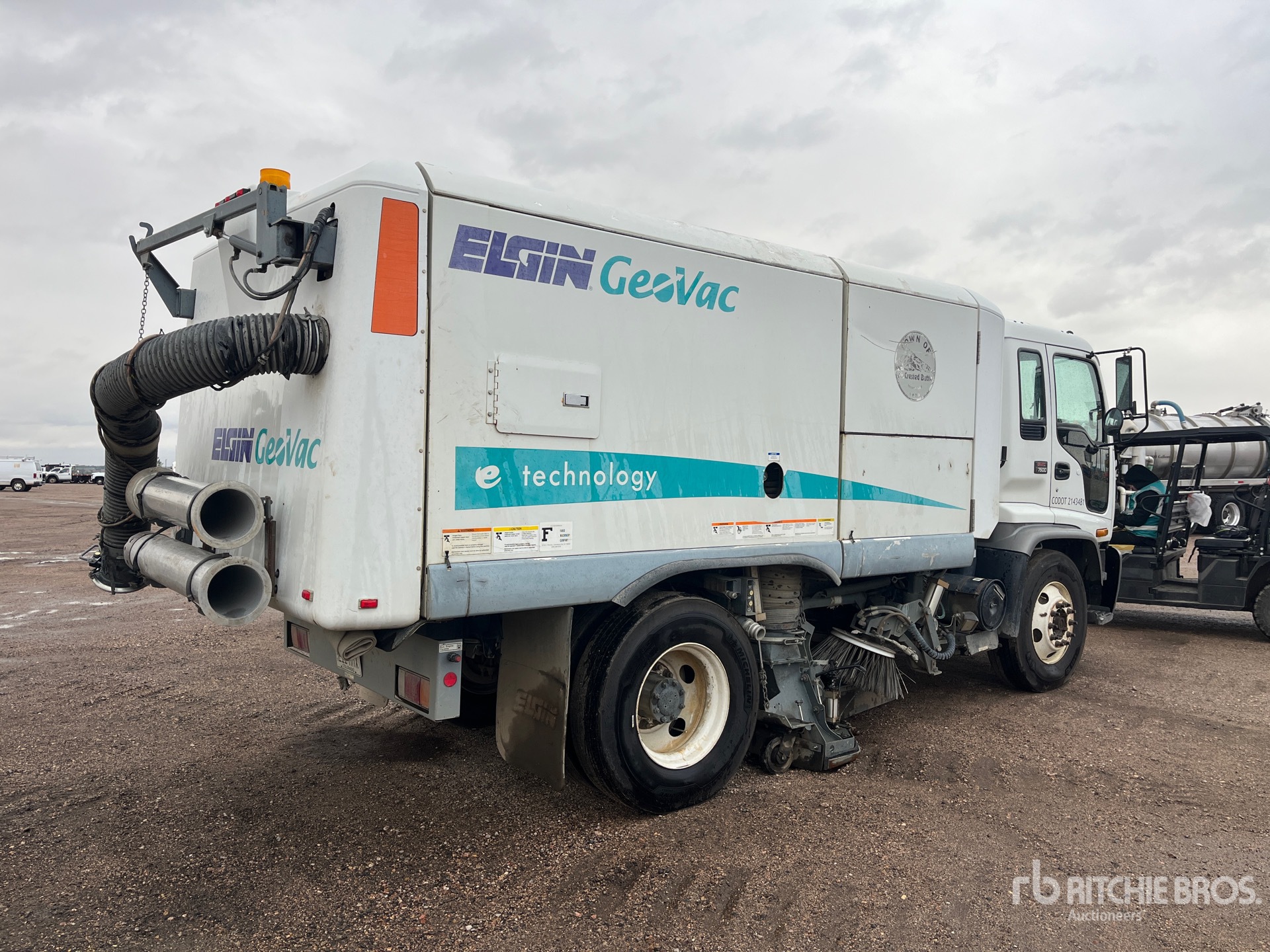 1998 Elgin C7500