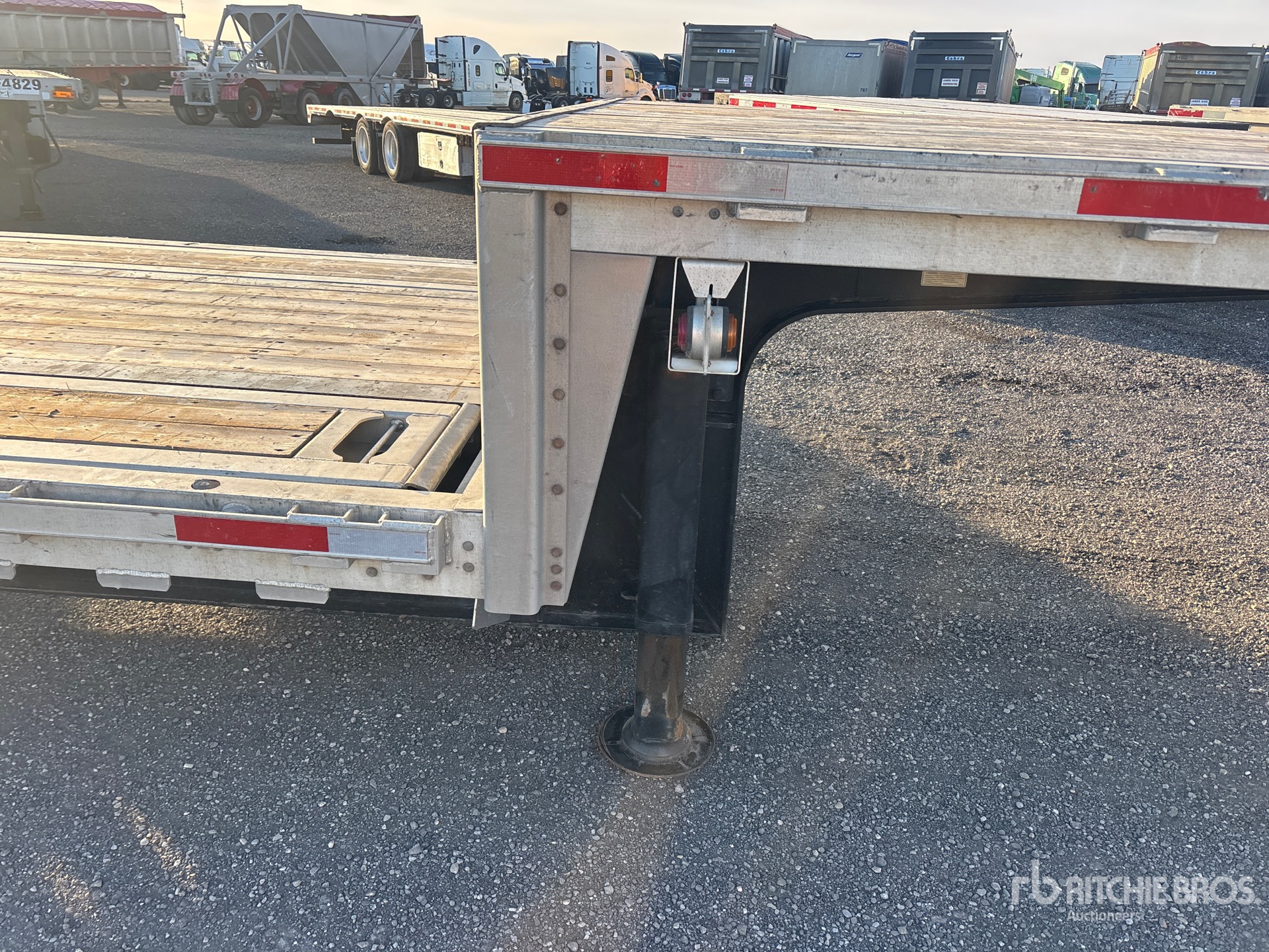 2024 Load King  RENOWN