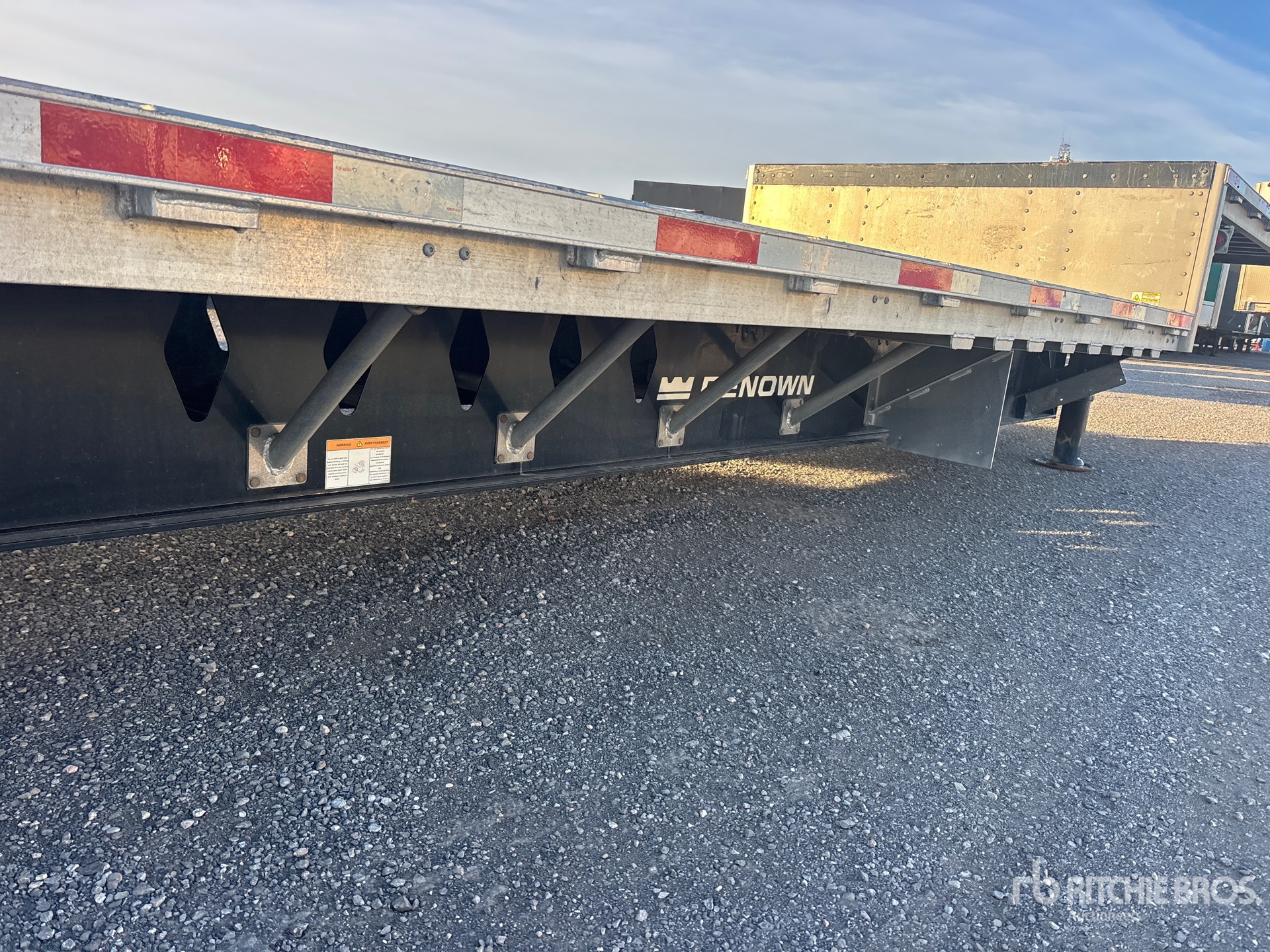 2024 Load King  RENOWN