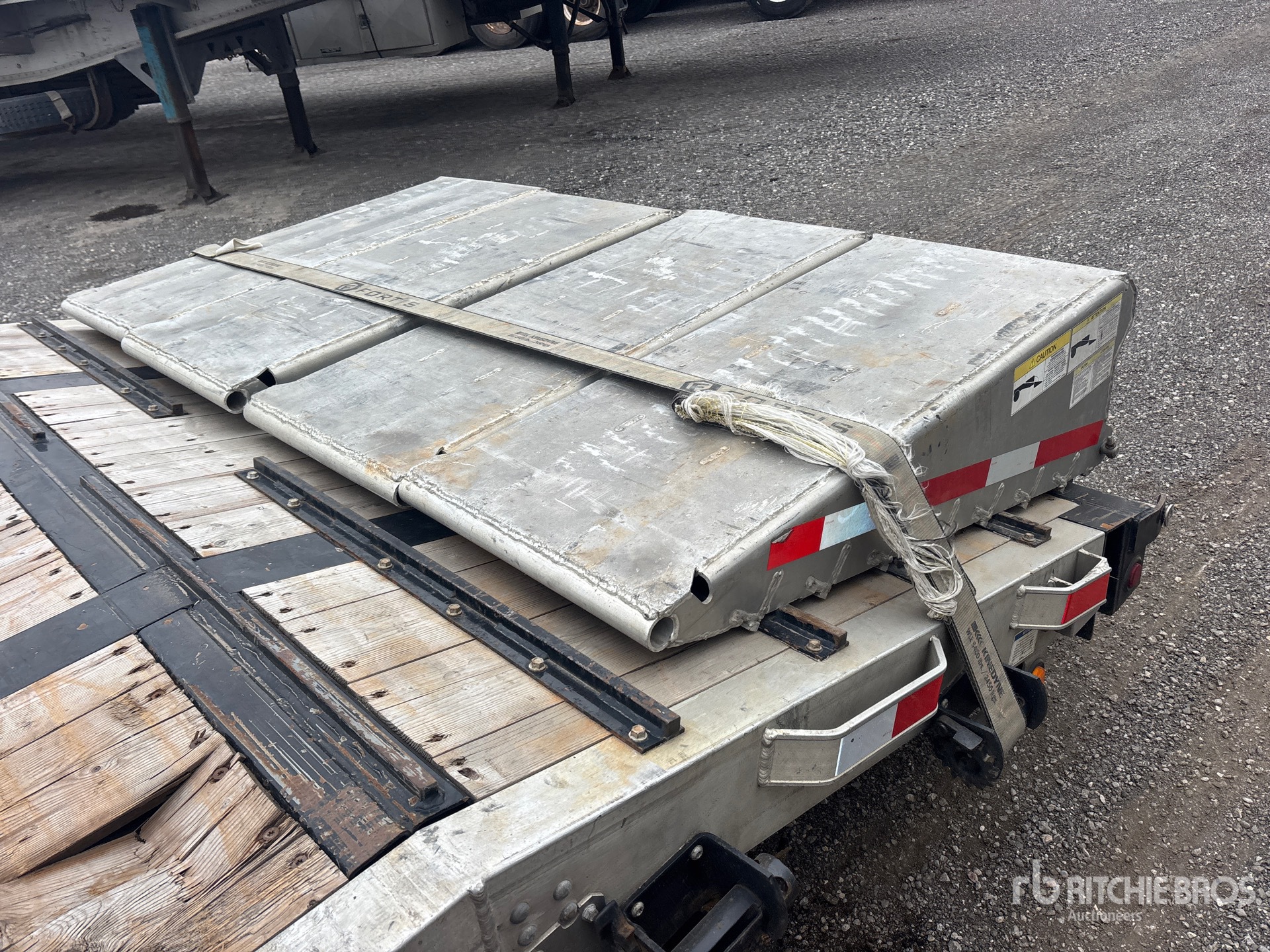 2024 Load King  RENOWN