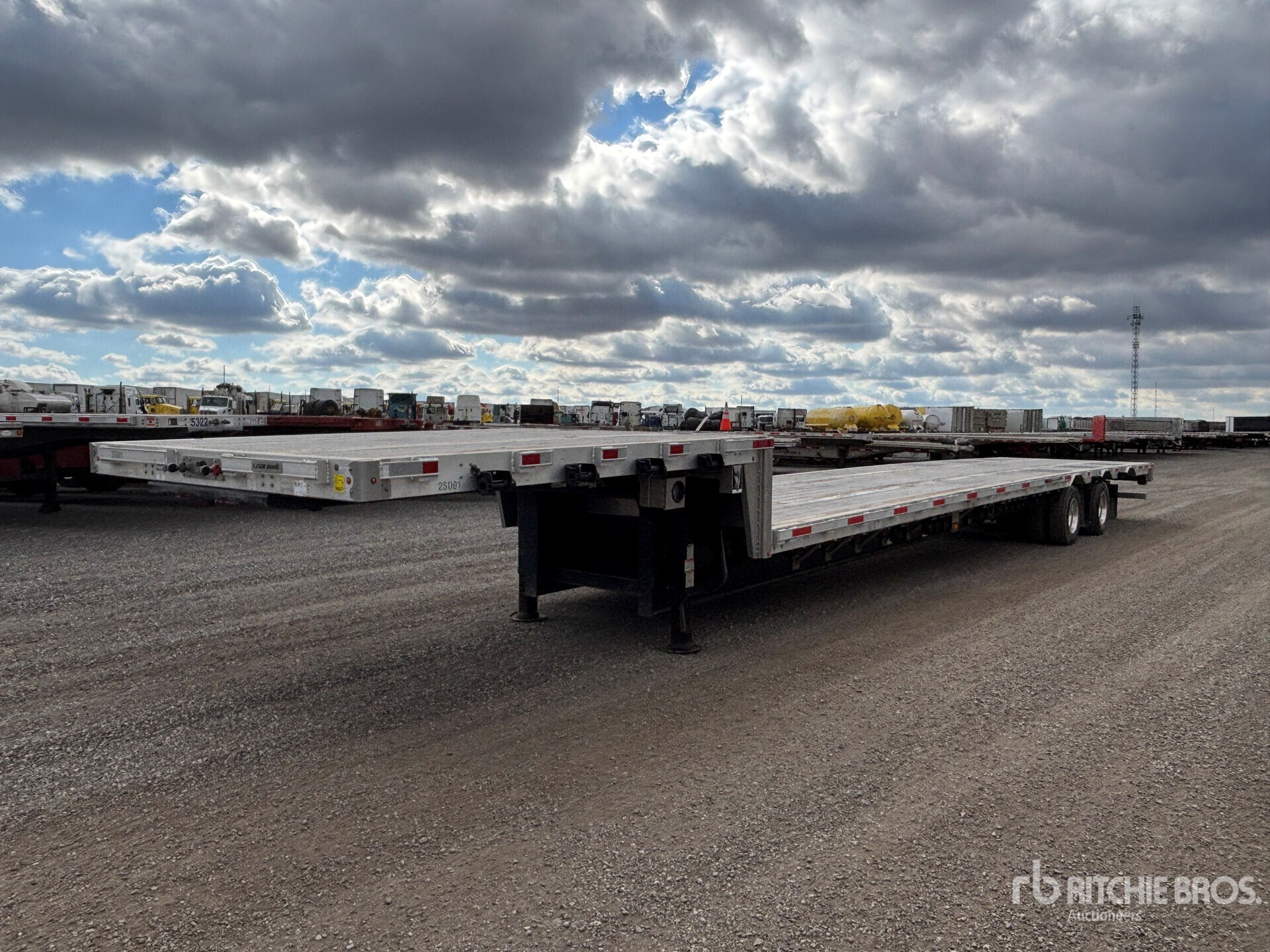 Photo of 2025 Load King  RENOWN