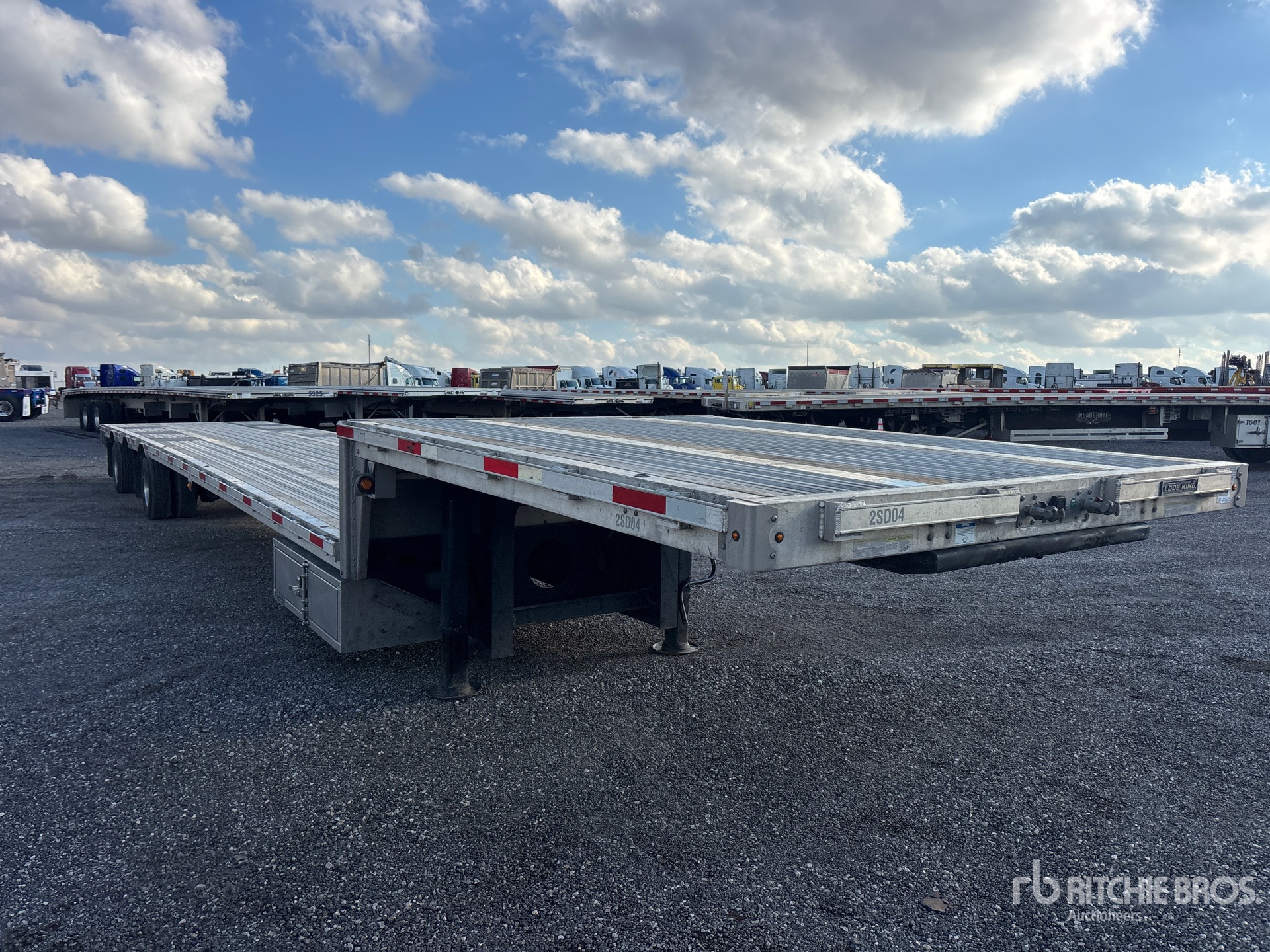 2025 Load King  RENOWN