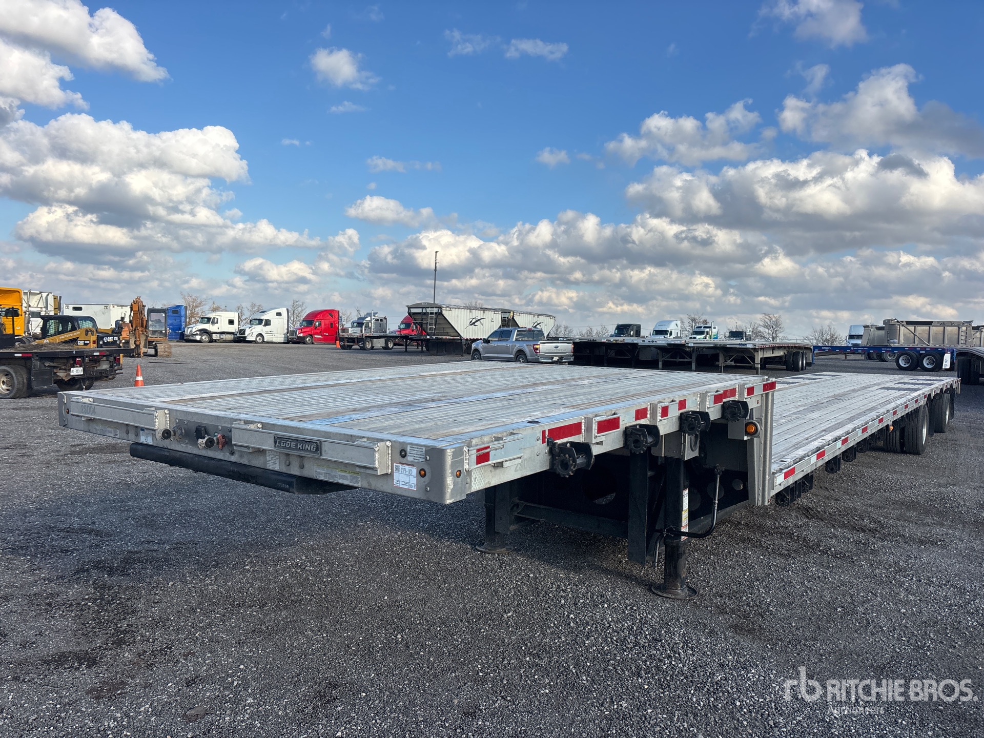 Photo of 2025 Load King  RENOWN