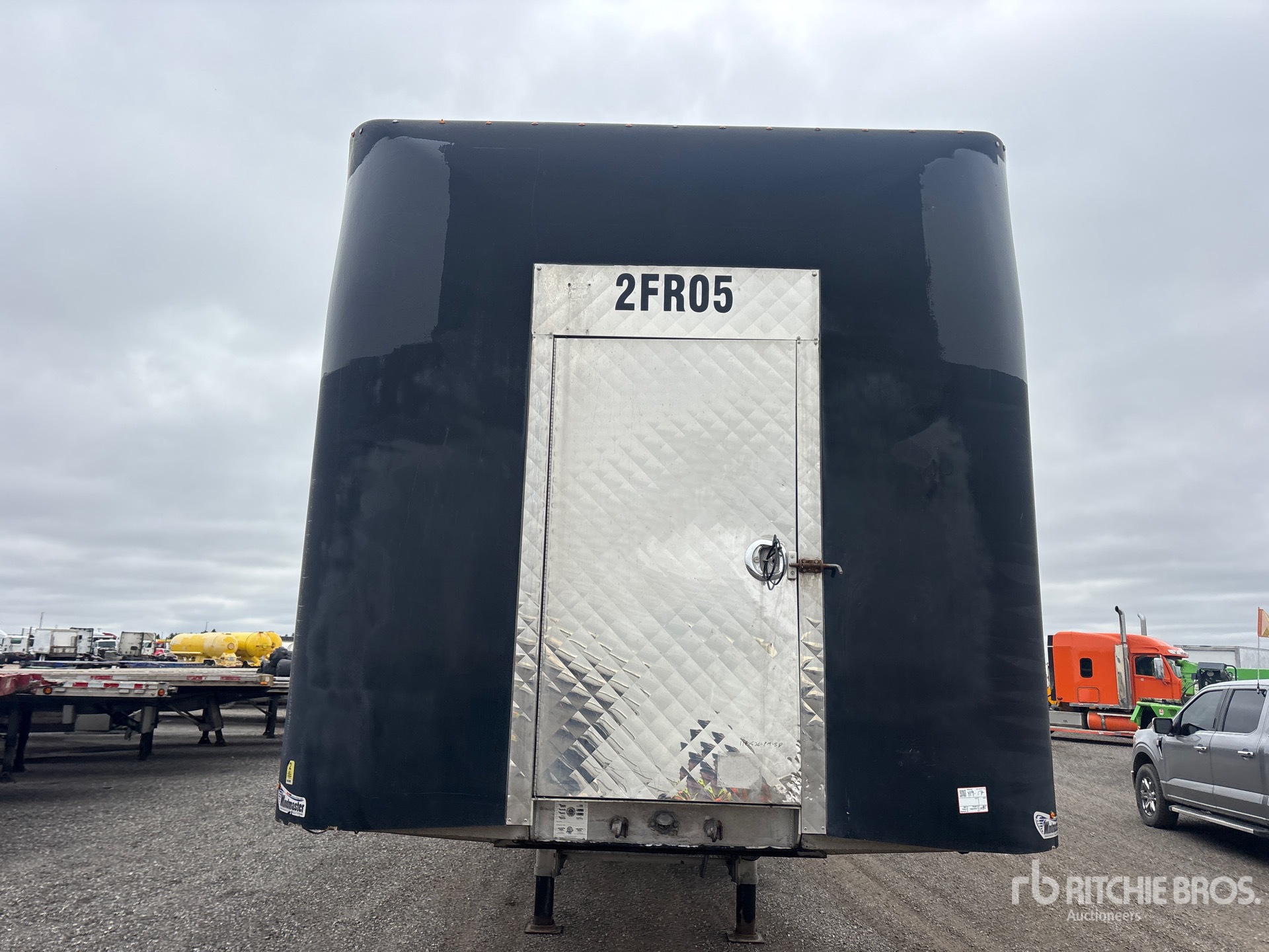 2021 Mac 53 FT T/A SPREAD AXLE