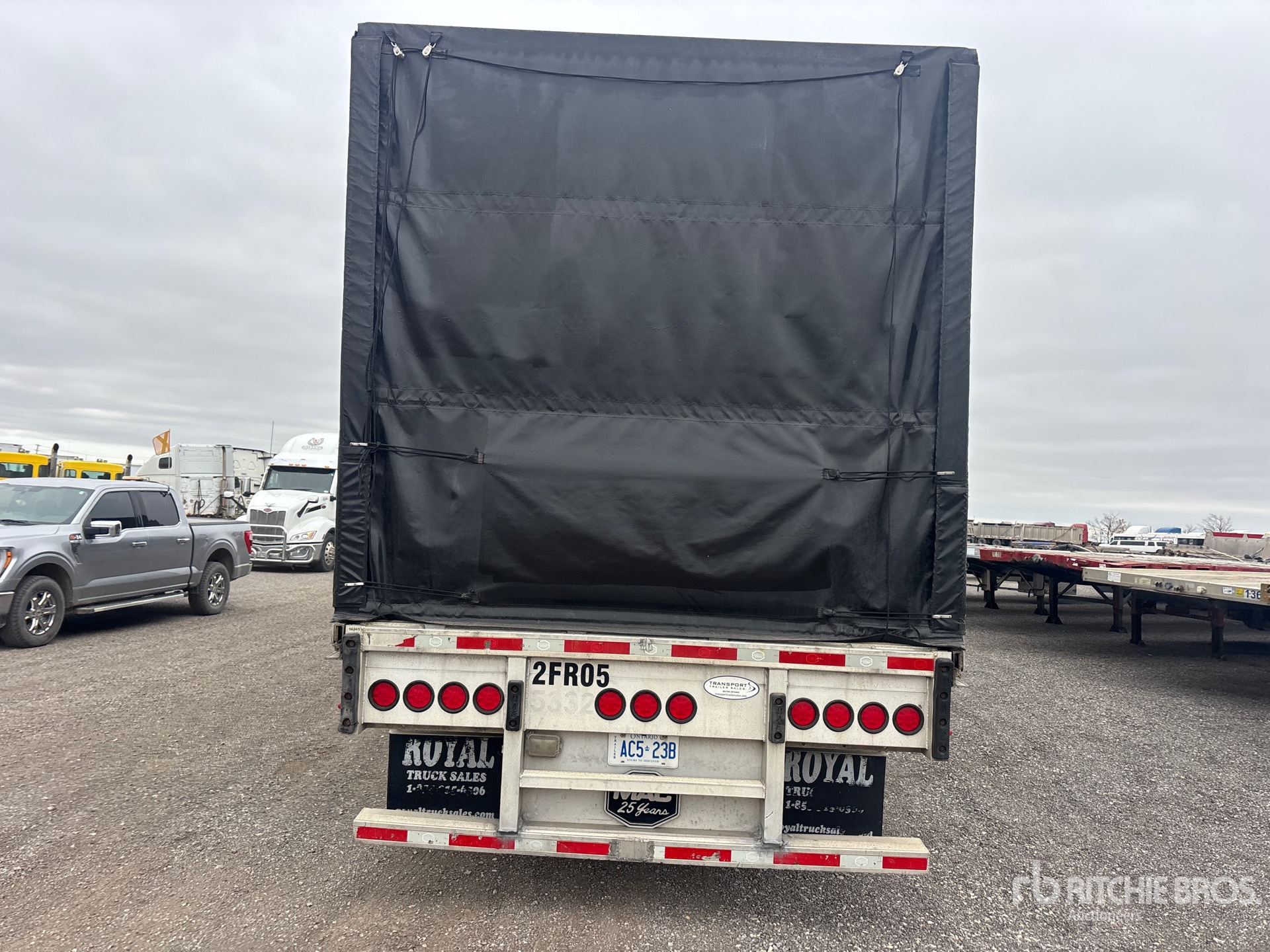 2021 Mac 53 FT T/A SPREAD AXLE