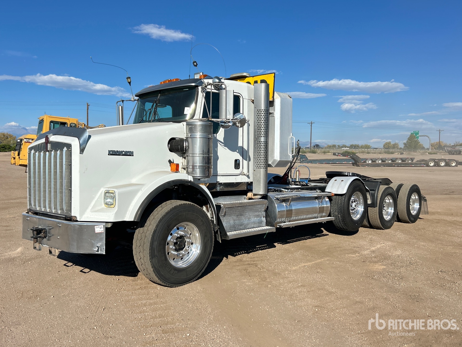 Photo of 2013 Kenworth T800