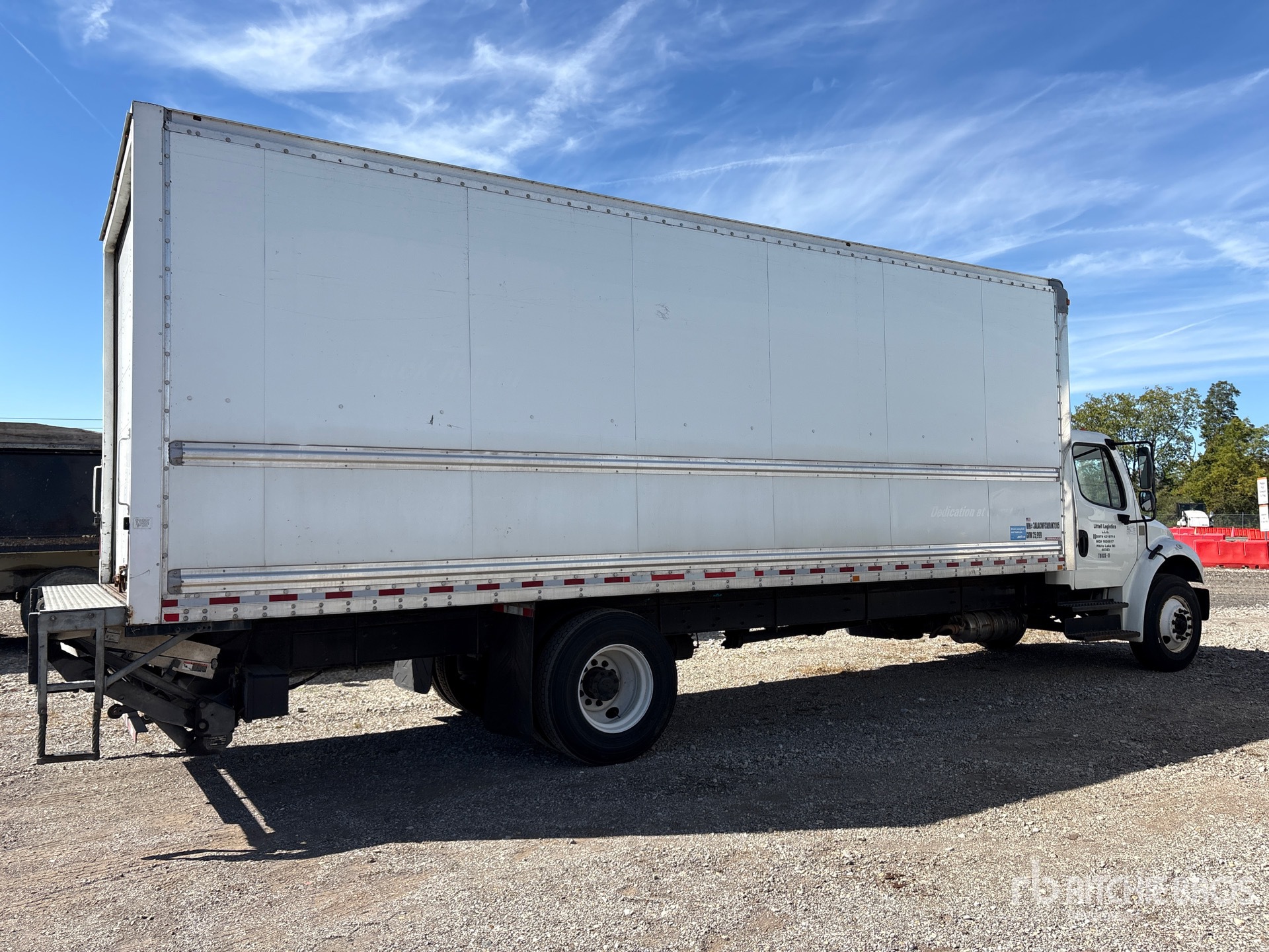 2018 Freightliner M2 106