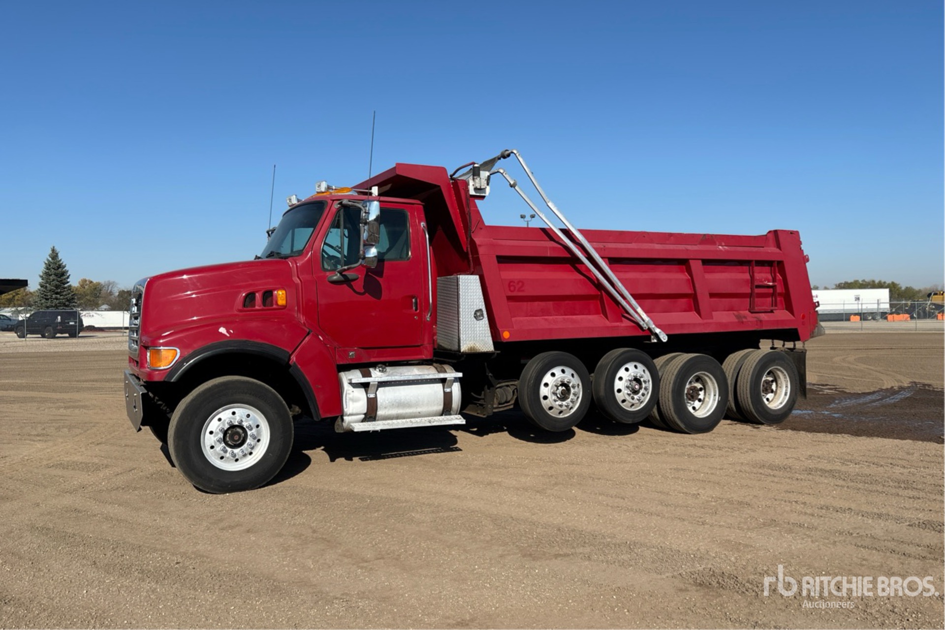 2006 Sterling LT9500