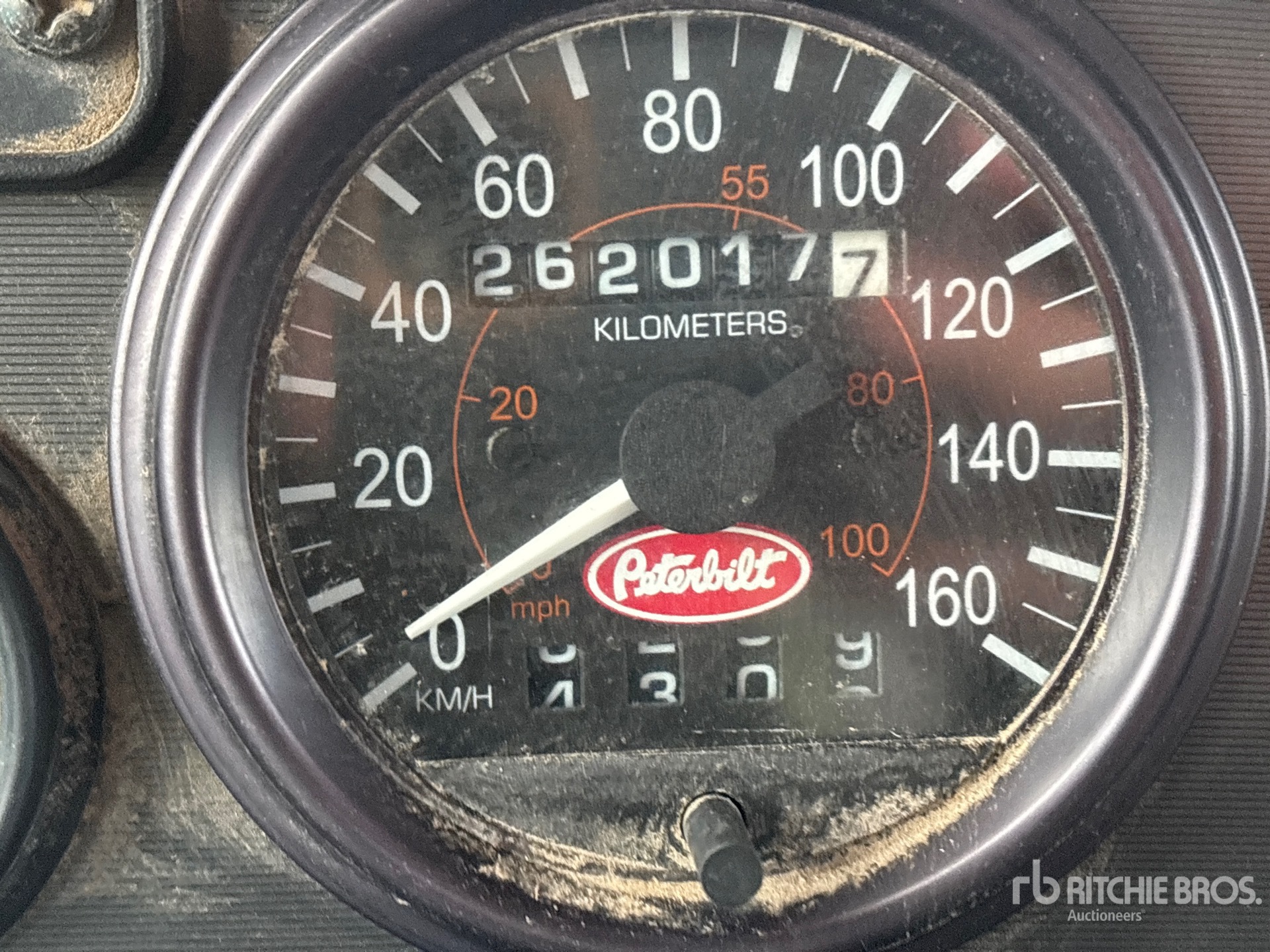 2008 Peterbilt 325