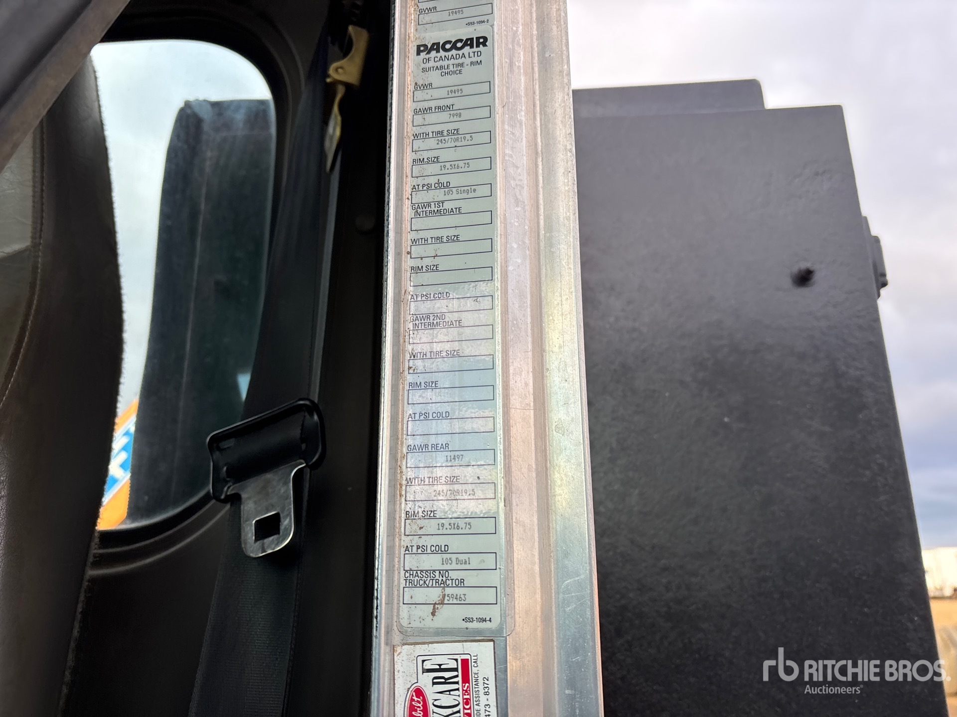 2008 Peterbilt 325