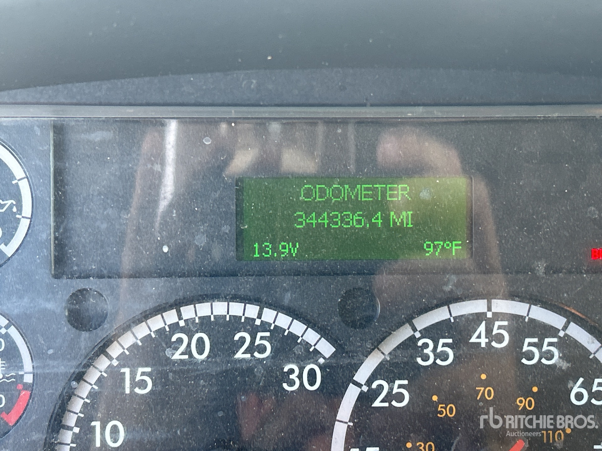 2019 Freightliner M2106