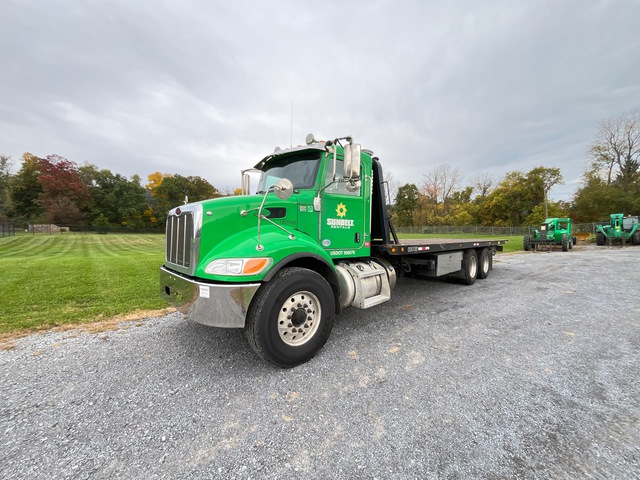 2018 Peterbilt 348 6x4 Rollback Truck