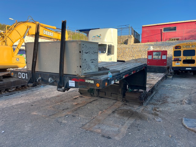 1989 Trail King T/A Removable Gooseneck Lowboy Trailer