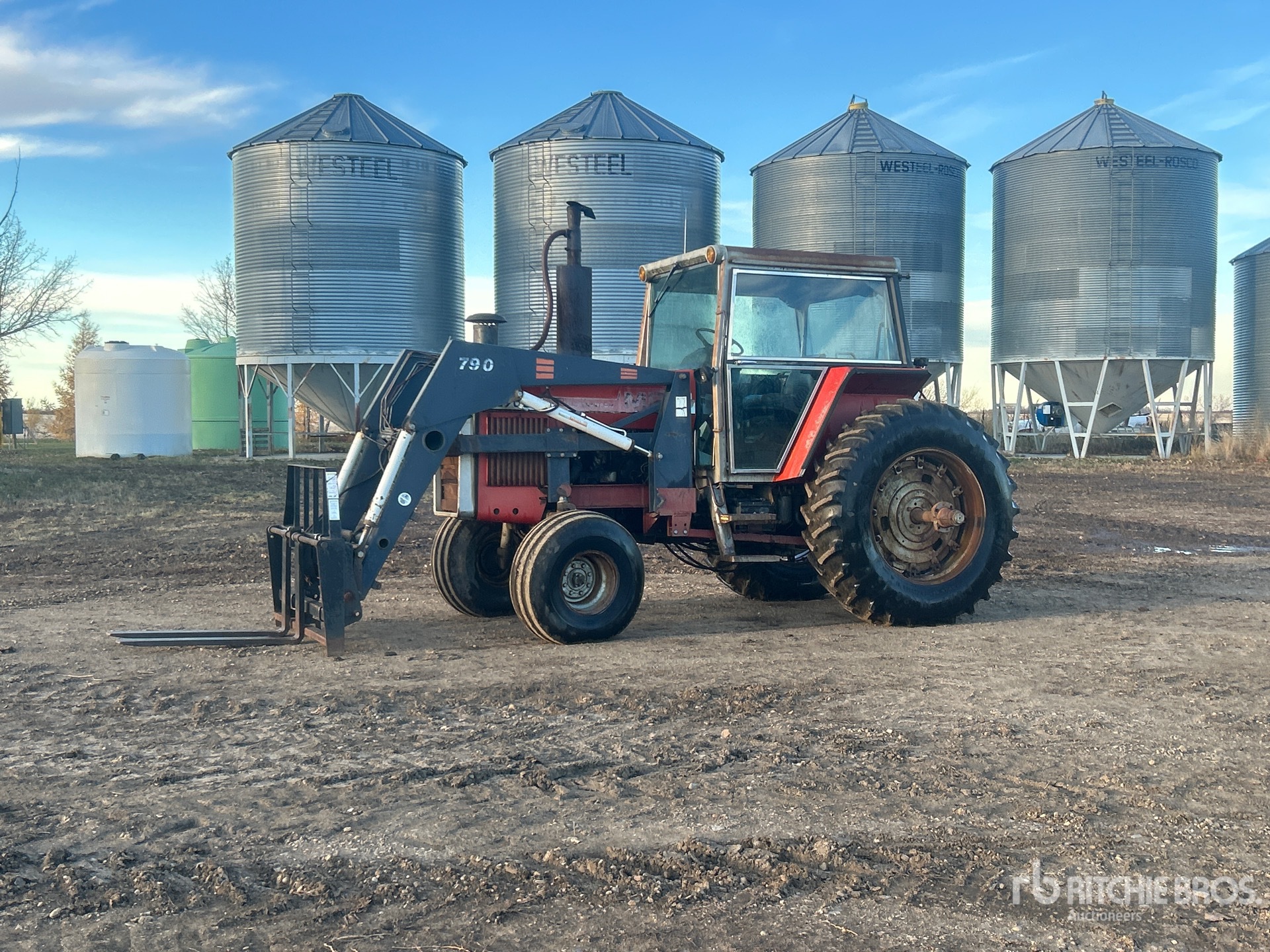 Photo of 1979 Massey Ferguson 2705
