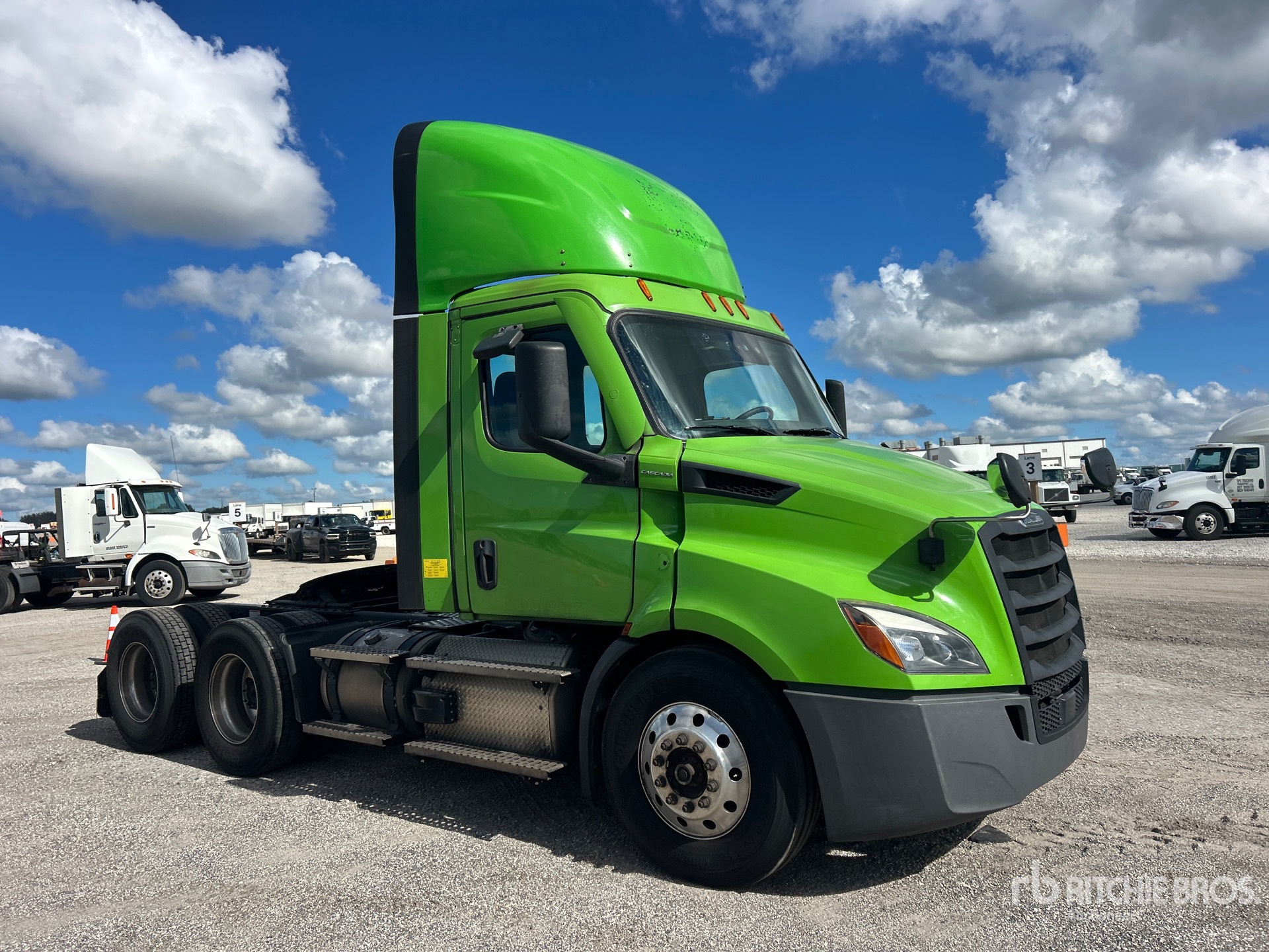 2022 Freightliner CASCADIA 116