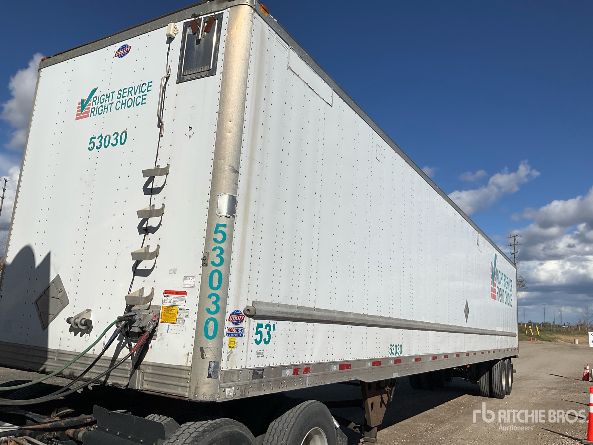 2015 Utility 53 FT X 102 IN T/A
