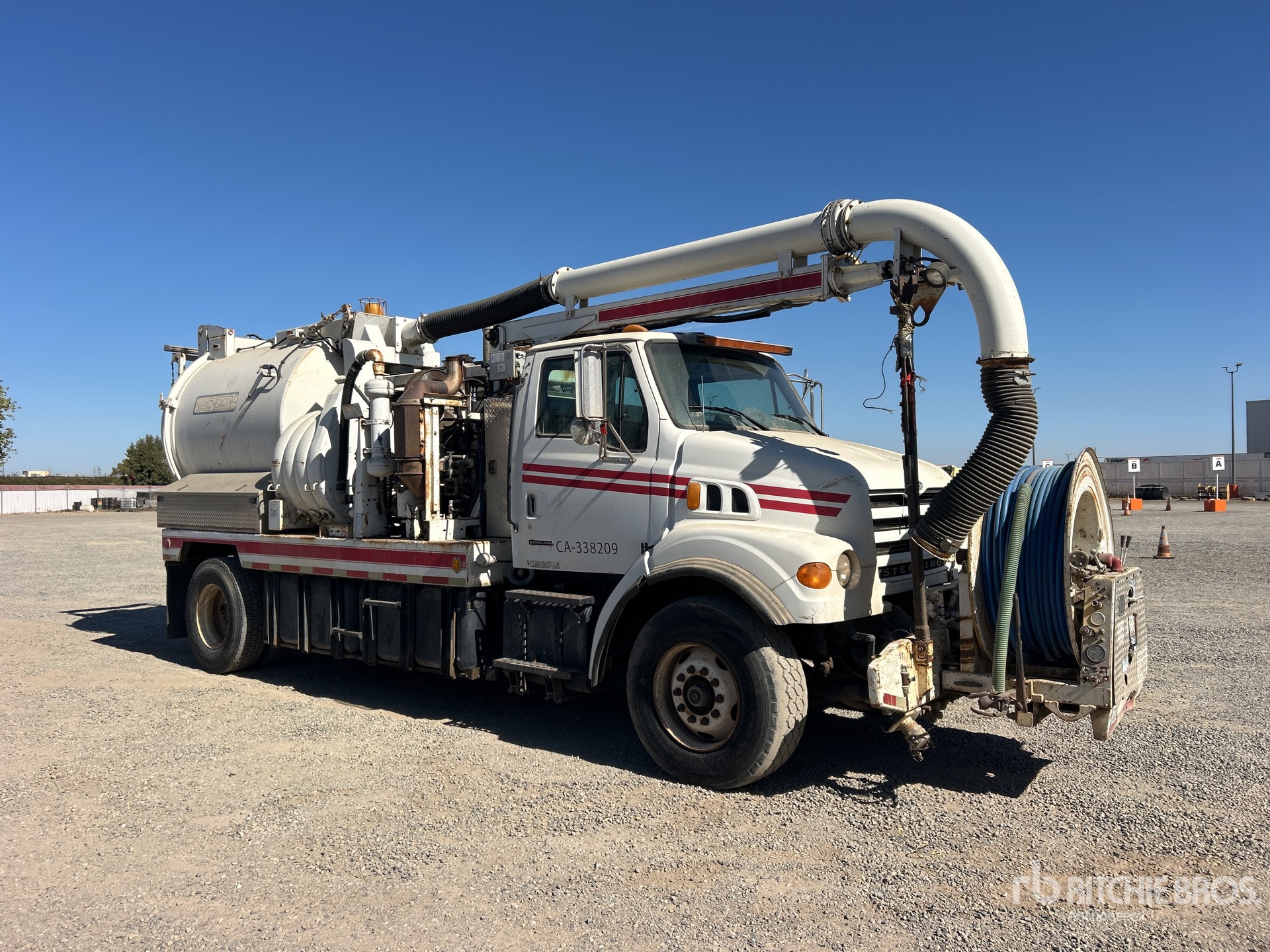 2001 Sterling L7501