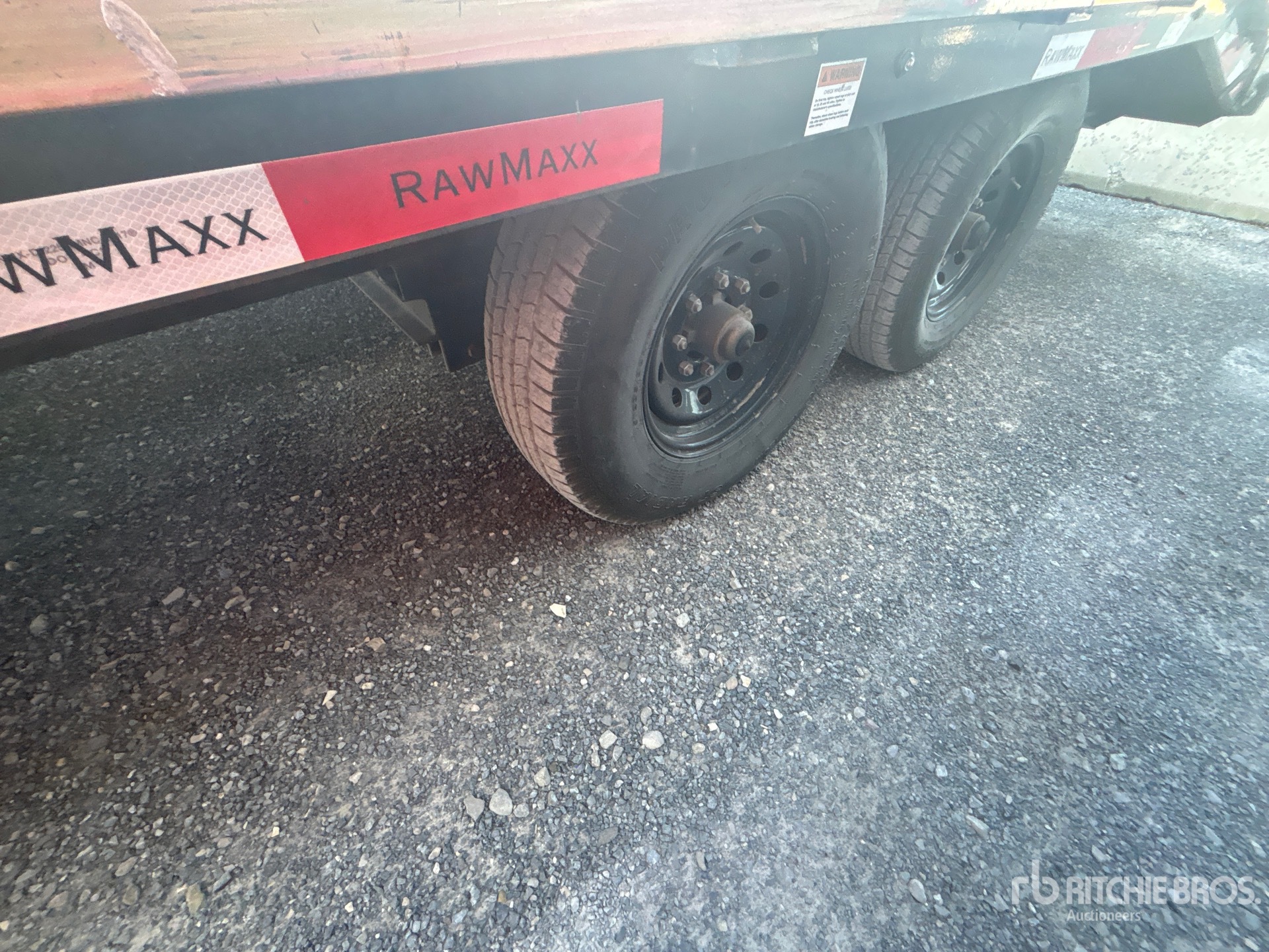 2024 Rawmaxx 26 ft T/A Gooseneck
