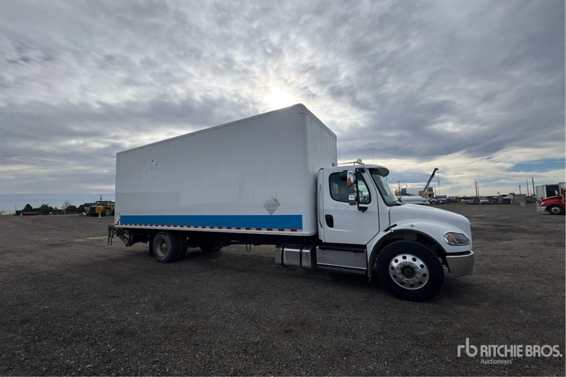 2024 Freightliner M2 106