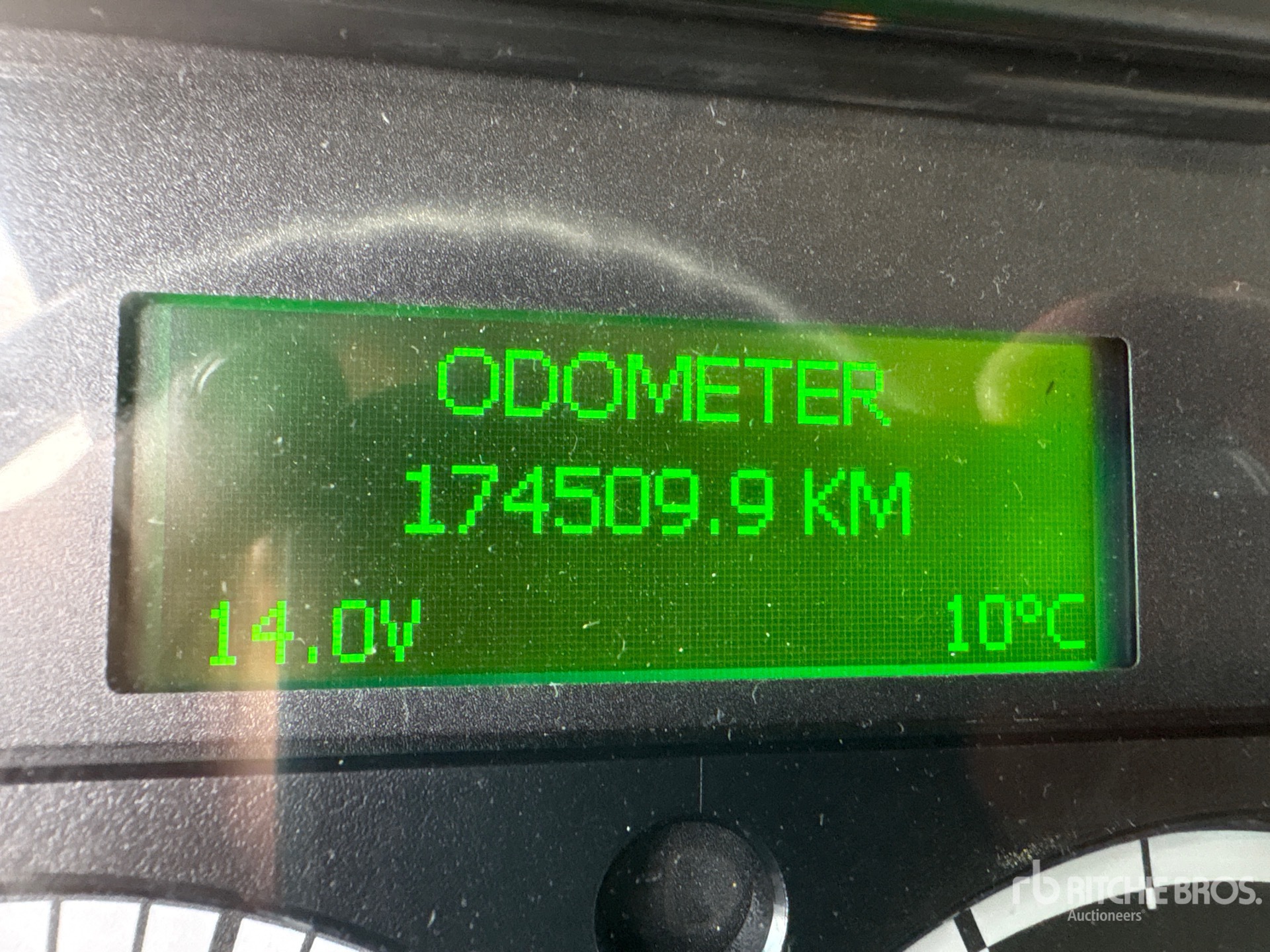 2024 Freightliner M2 106