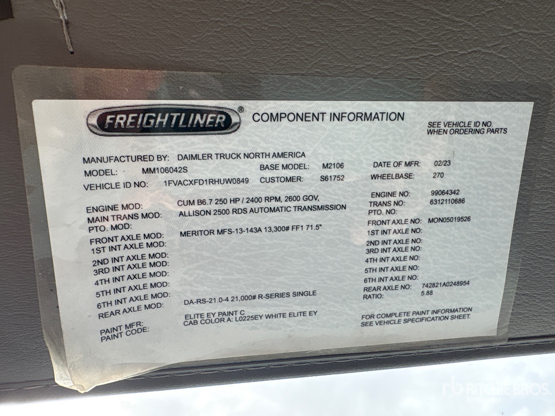 2024 Freightliner M2 106