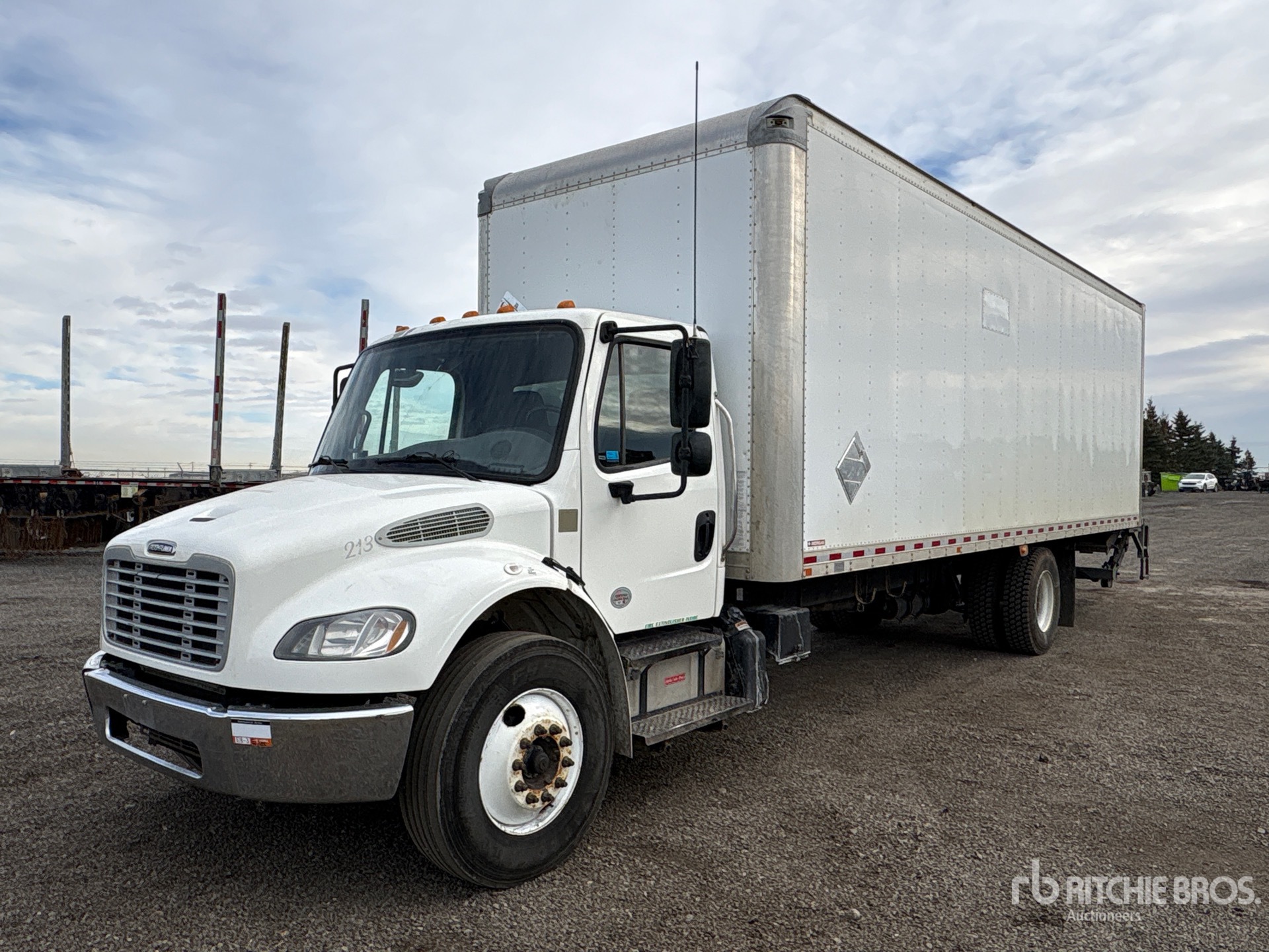 Photo of 2019 Freightliner M2106