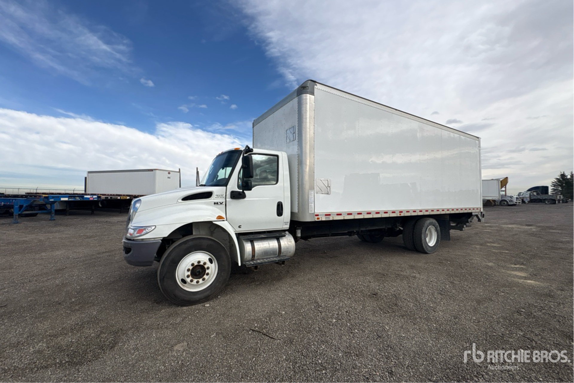 2022 International MV 607