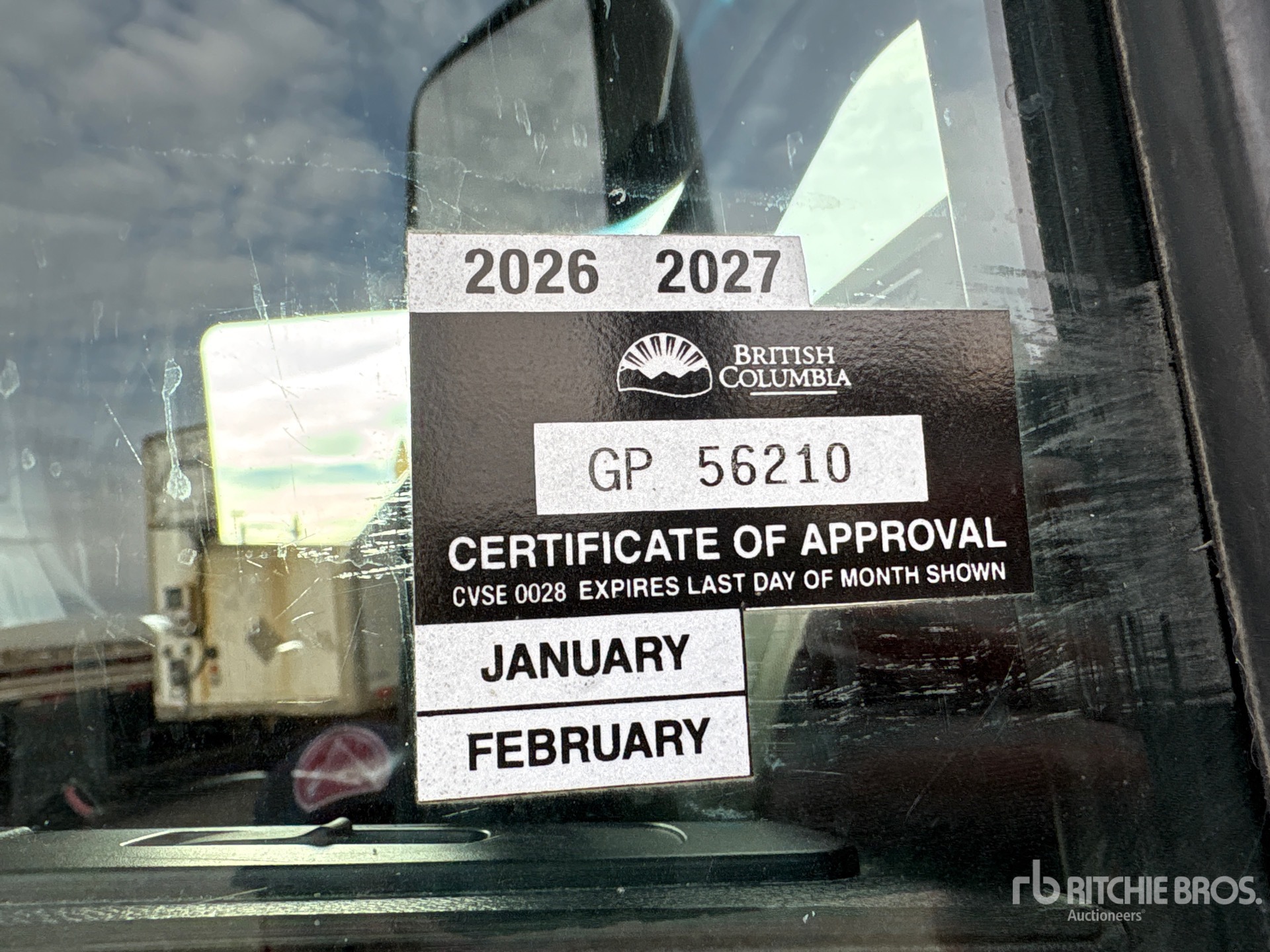 2025 Kenworth T880