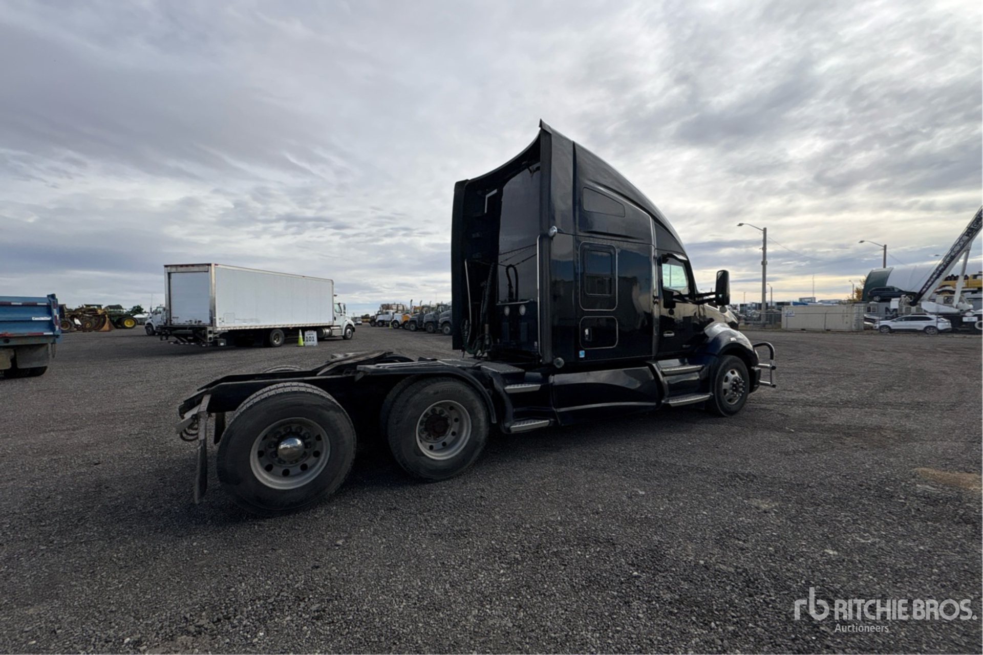 2020 Kenworth T-680