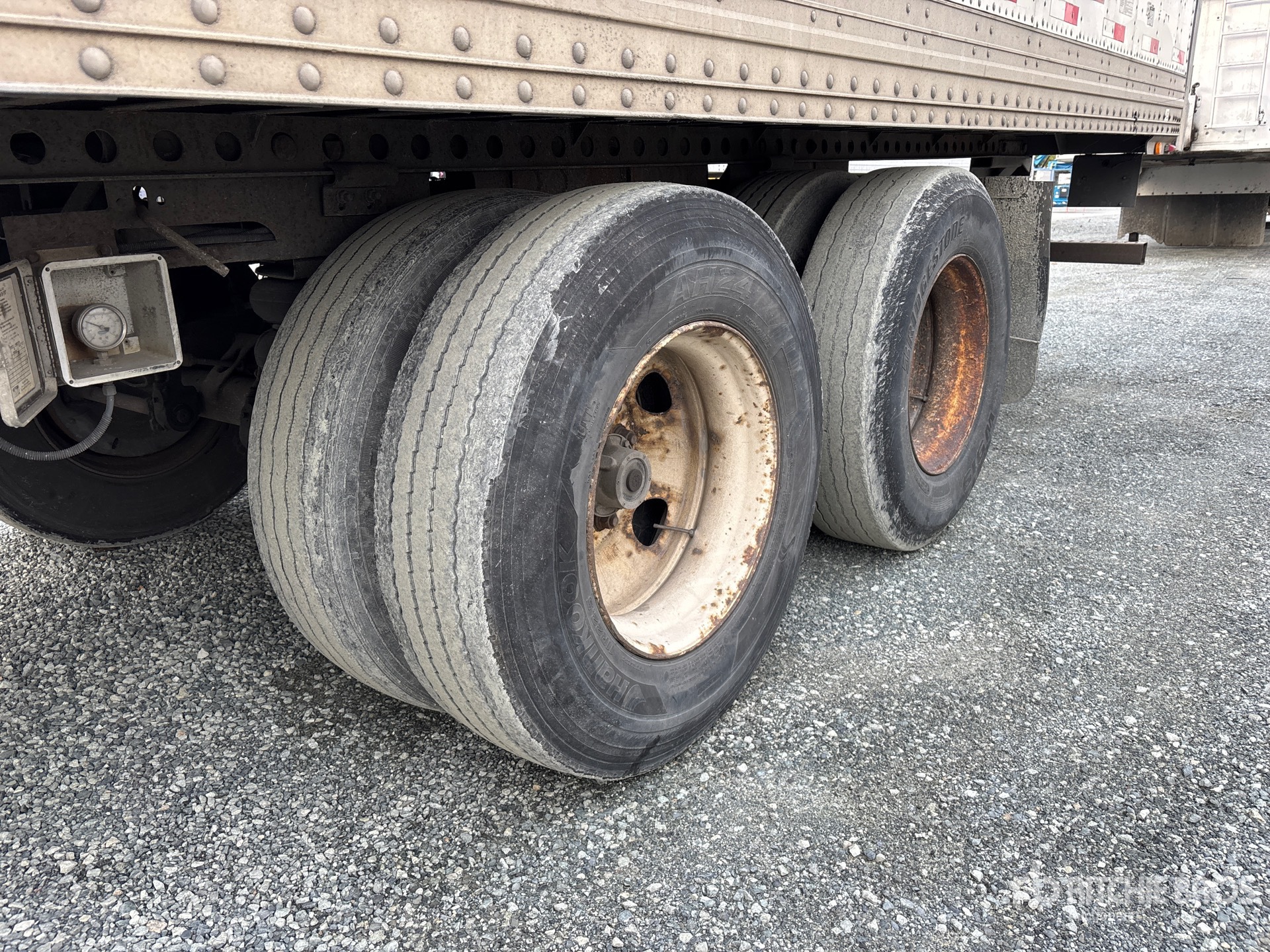 2007 Hyundai 53 FT X 102 IN T/A