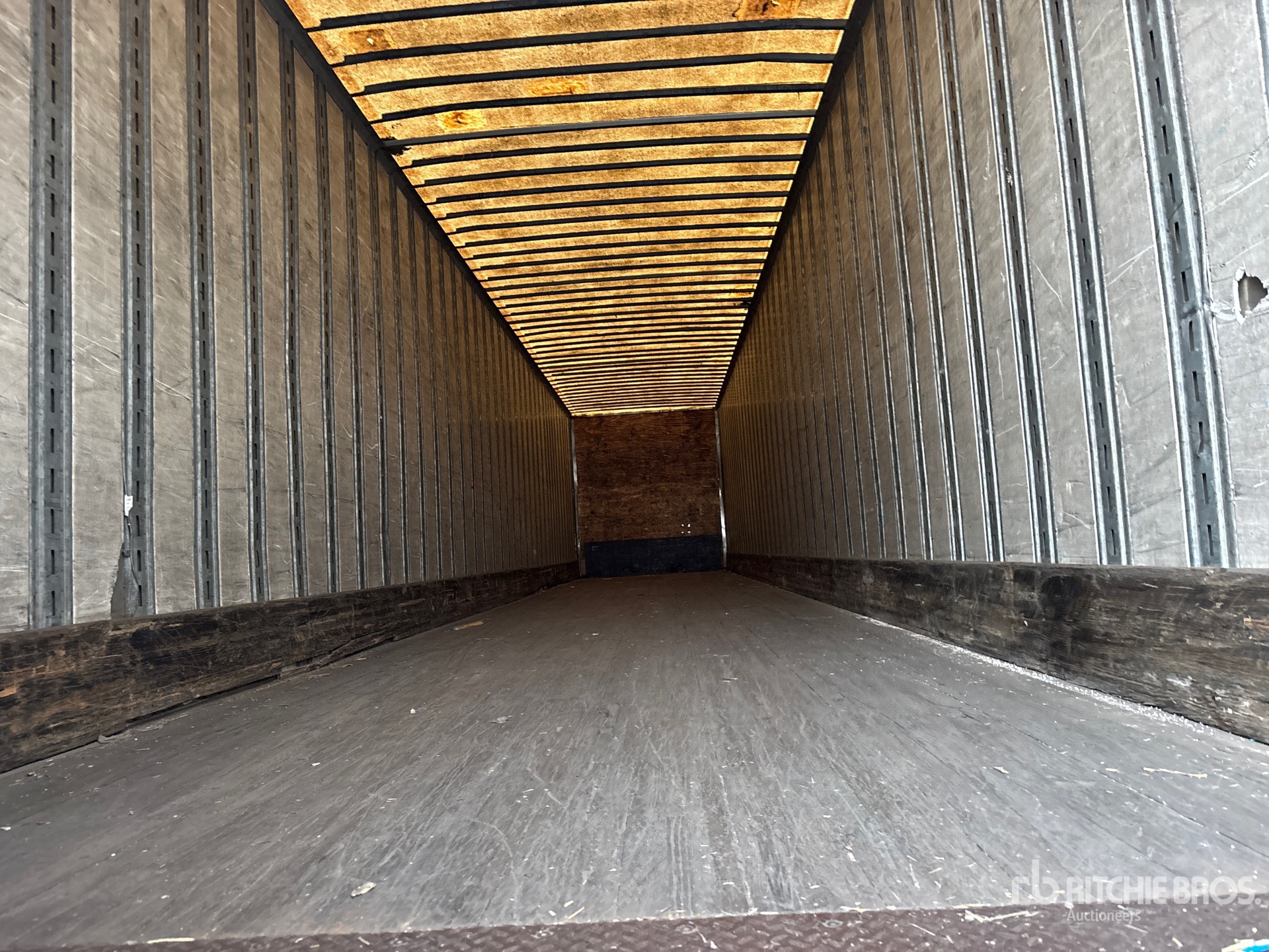 2007 Hyundai 53 FT X 102 IN T/A