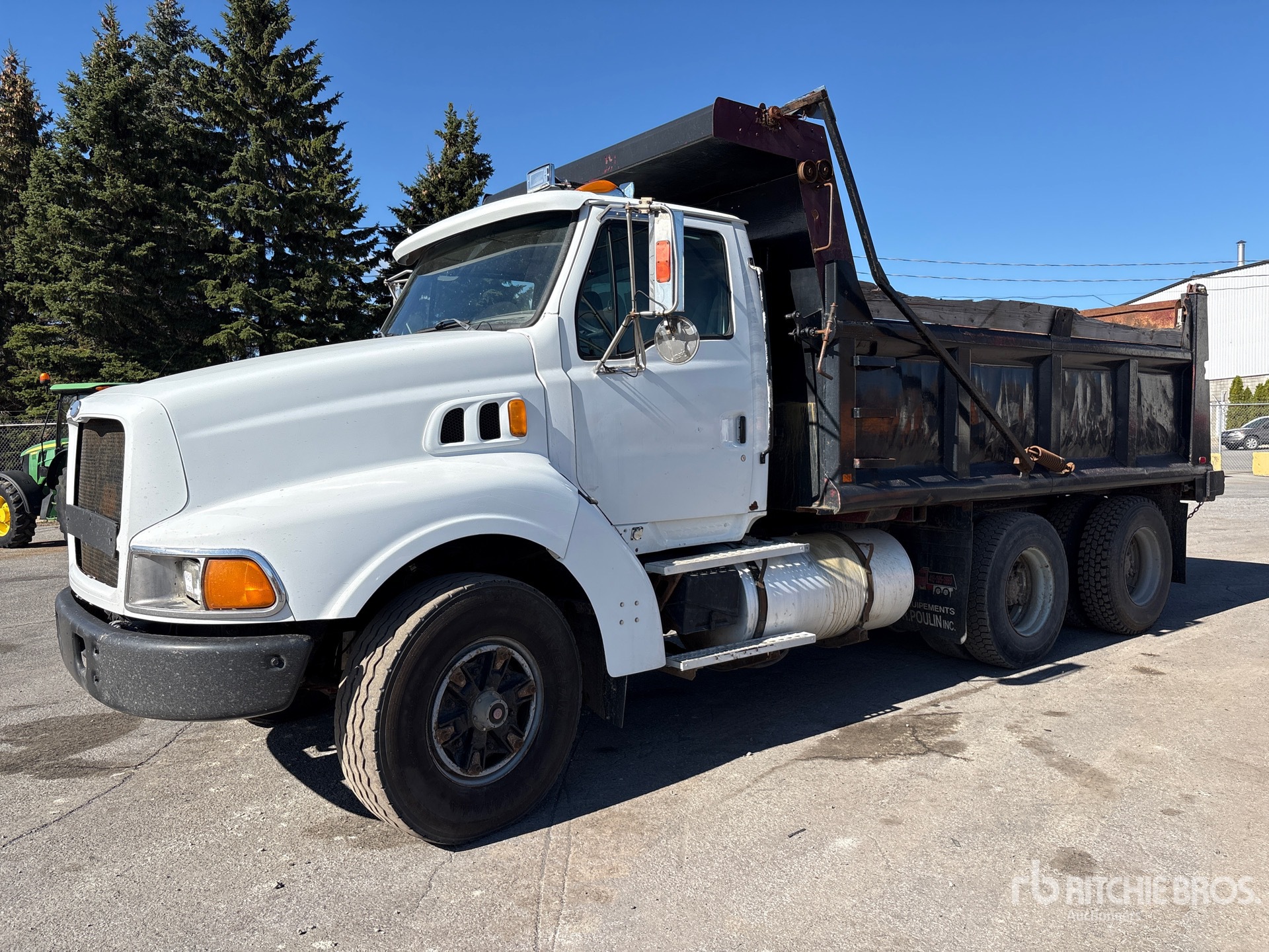 1998 Ford LT9522